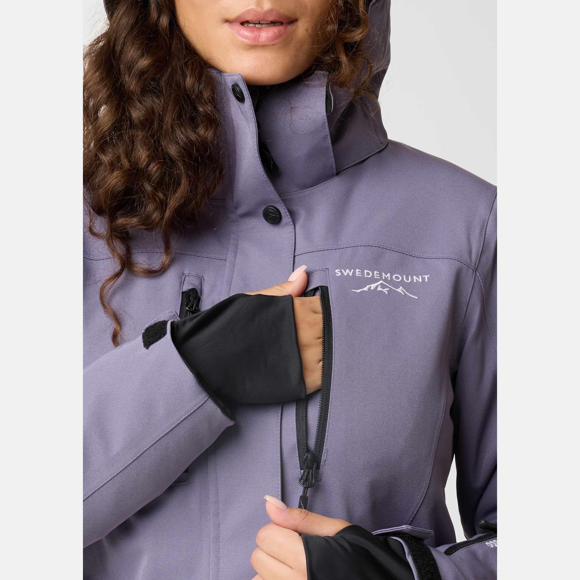 Swedemount Cervinia Combinaison de Ski pour Femme, Imperméable 8000 mm, Coupe Régulière, Capuche Ajustable, STX Technology, Alpin Snowboard