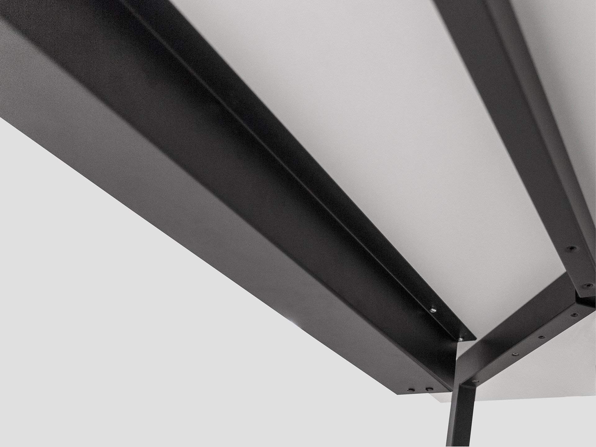 Kabelkanal, 7 x 9 x 102,5 cm, Schwarz | Kabelführung für den Schreibtisch aus pulverbeschichtetem Stahl mit Zugentlastungsclip; Kabelhalterung inklusive Schrauben