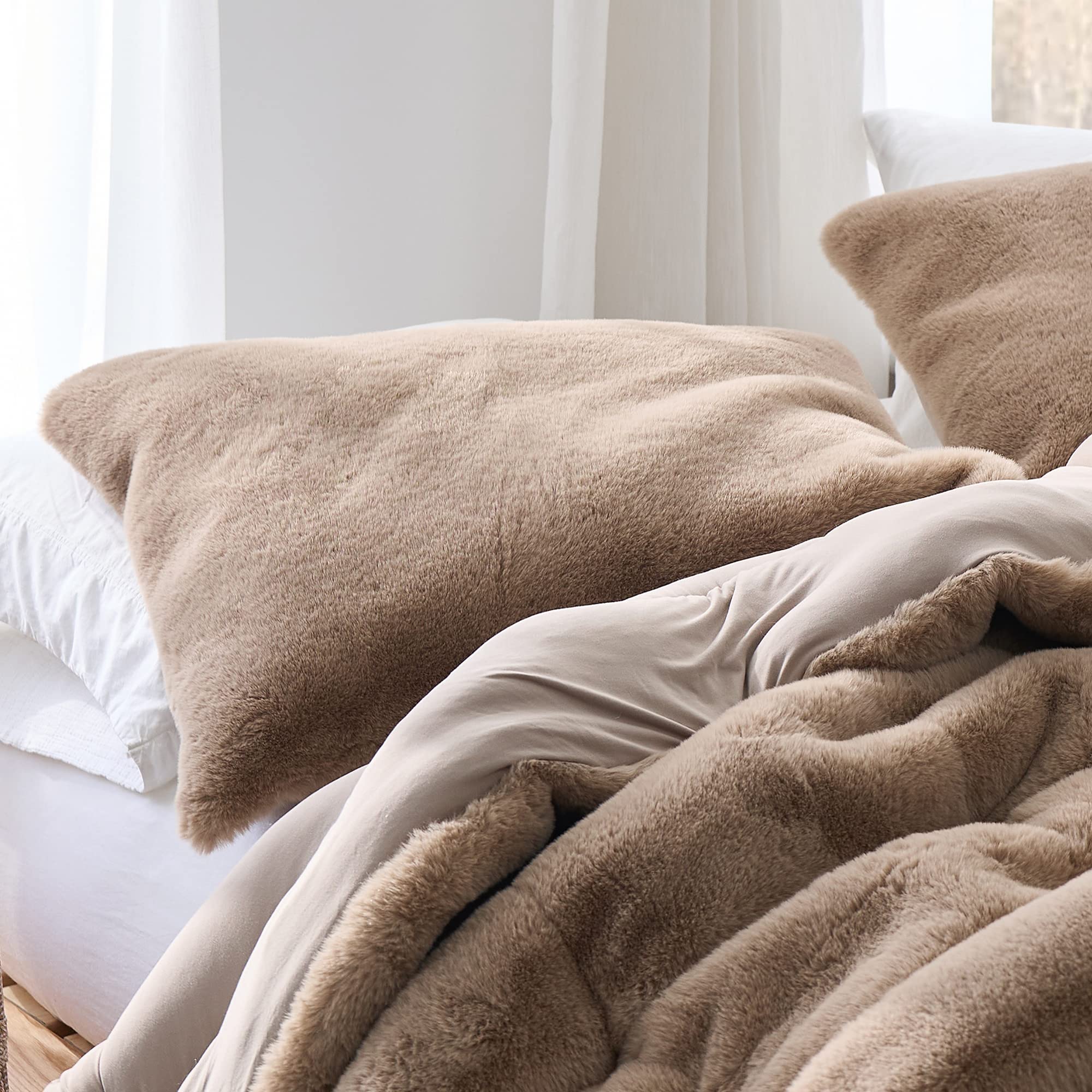 Amazon.com: Chunky Bunny Yoga - Coma Inducer® King Sham