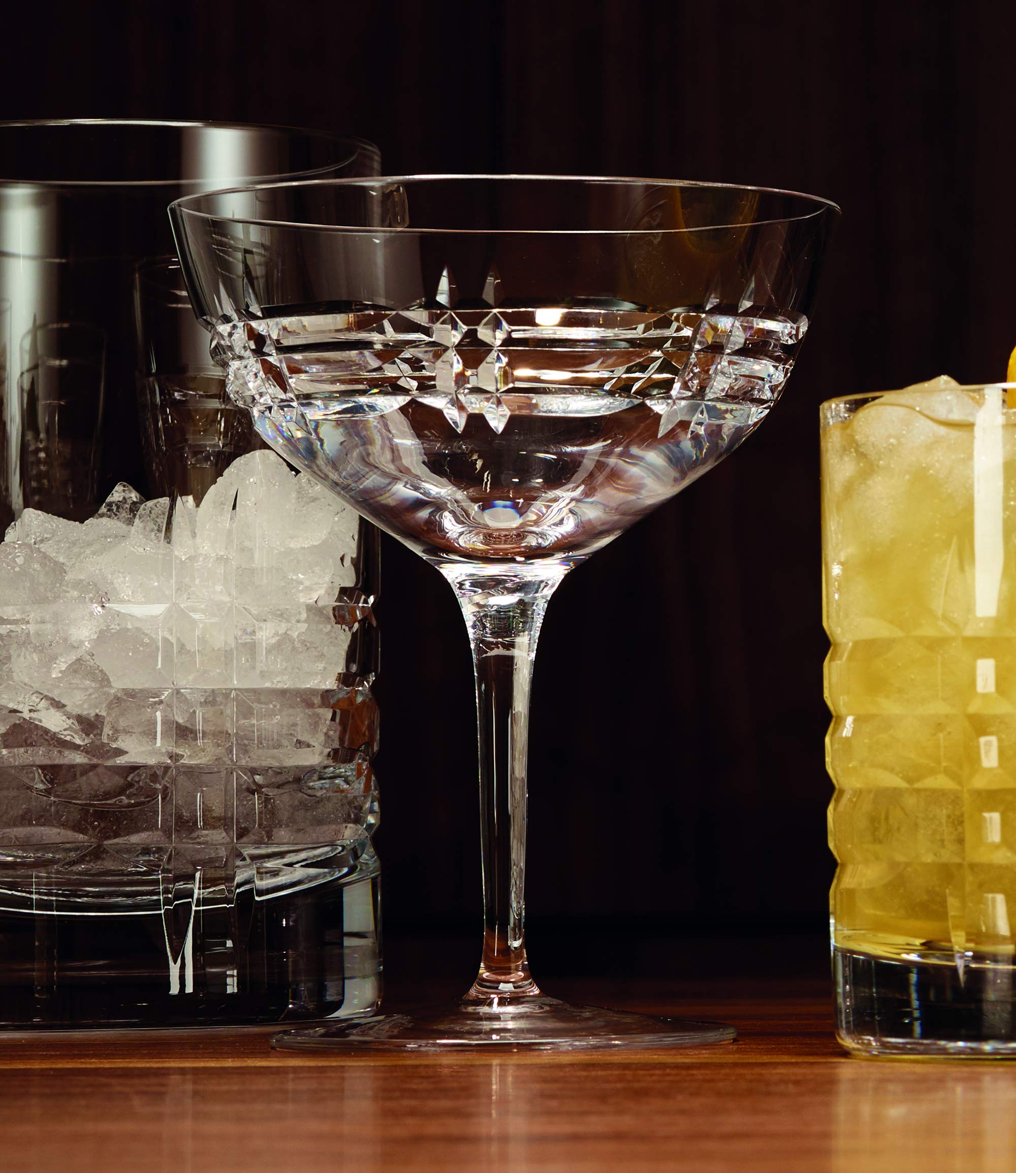 Schott Zwiesel 141904 Basic Bar Classic Cocktailglas, 0.2 Ltr Kapazität, Transparente, 6 Stück