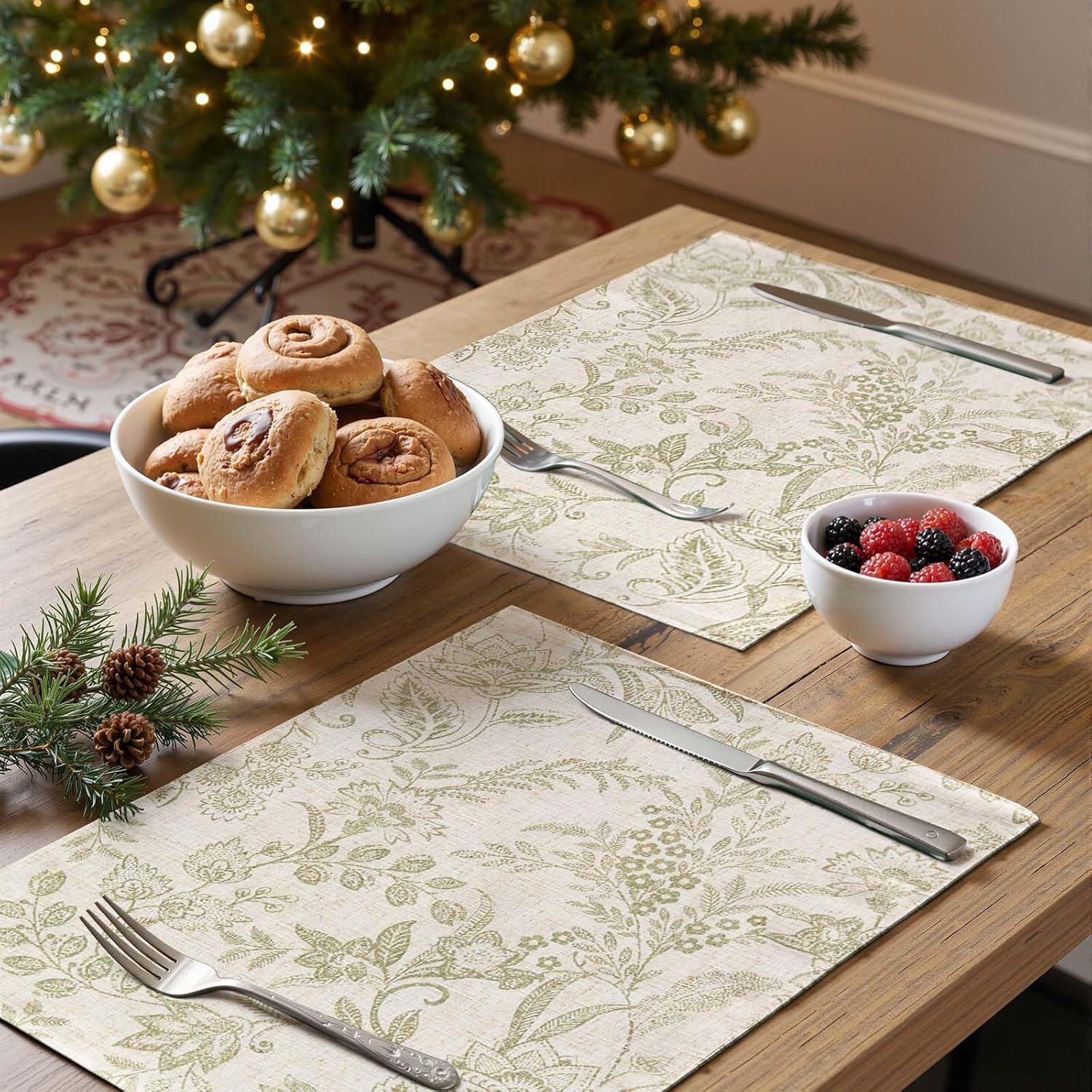 JINCHAN Linen Floral Placemats Set of 4 Cloth Table Mats Rustic Cottagecore Botanical Outdoor Seasonal for Kitchen Dining Table Decor Non-Slip Washable Tablemats 13x19 Inch Green