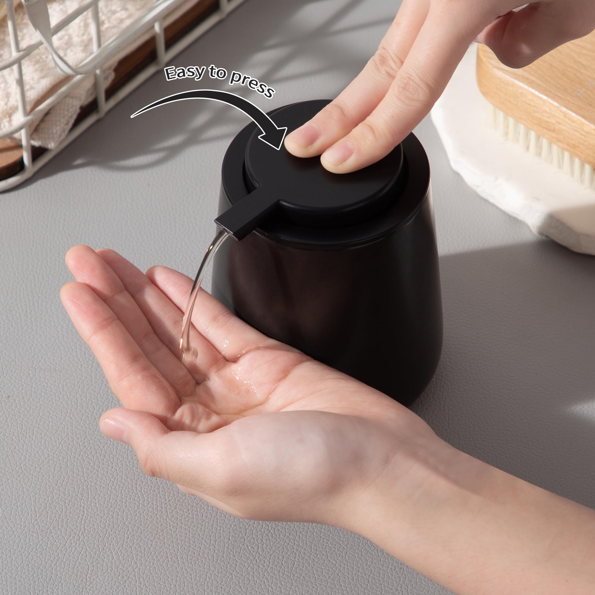 Enra Dispensador de jabón negro, dispensador de loción de manos de cerámica de 12 onzas, dispensador de jabón para platos recargable, dispensador de jabón líquido moderno para baño, cocina con bomba