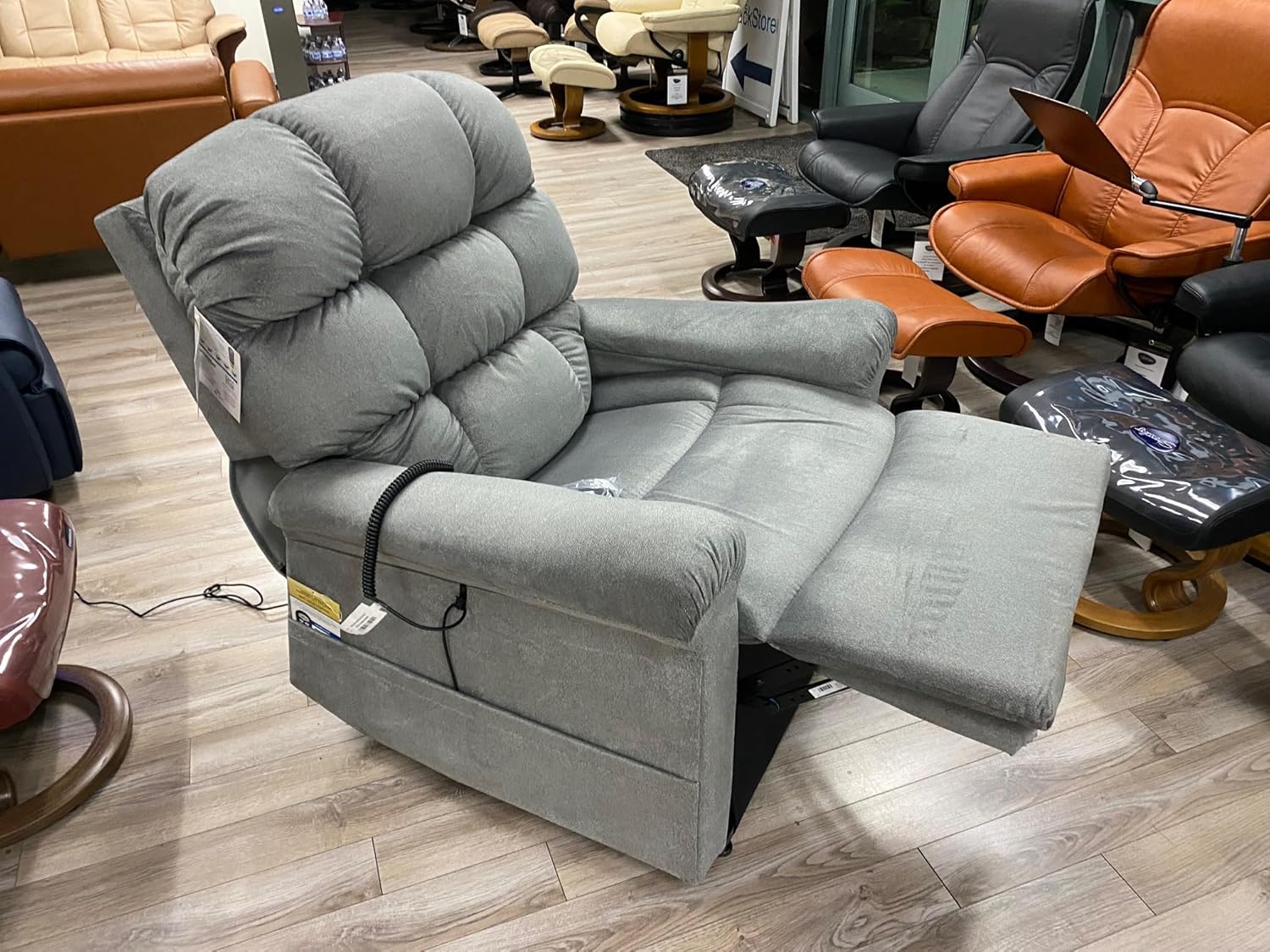 Golden Technologies Cloud Lift Chair Recliner with MaxiComfort and Twilight Medium/Large PR515-MLA (Coffee Bean) : Health & Household