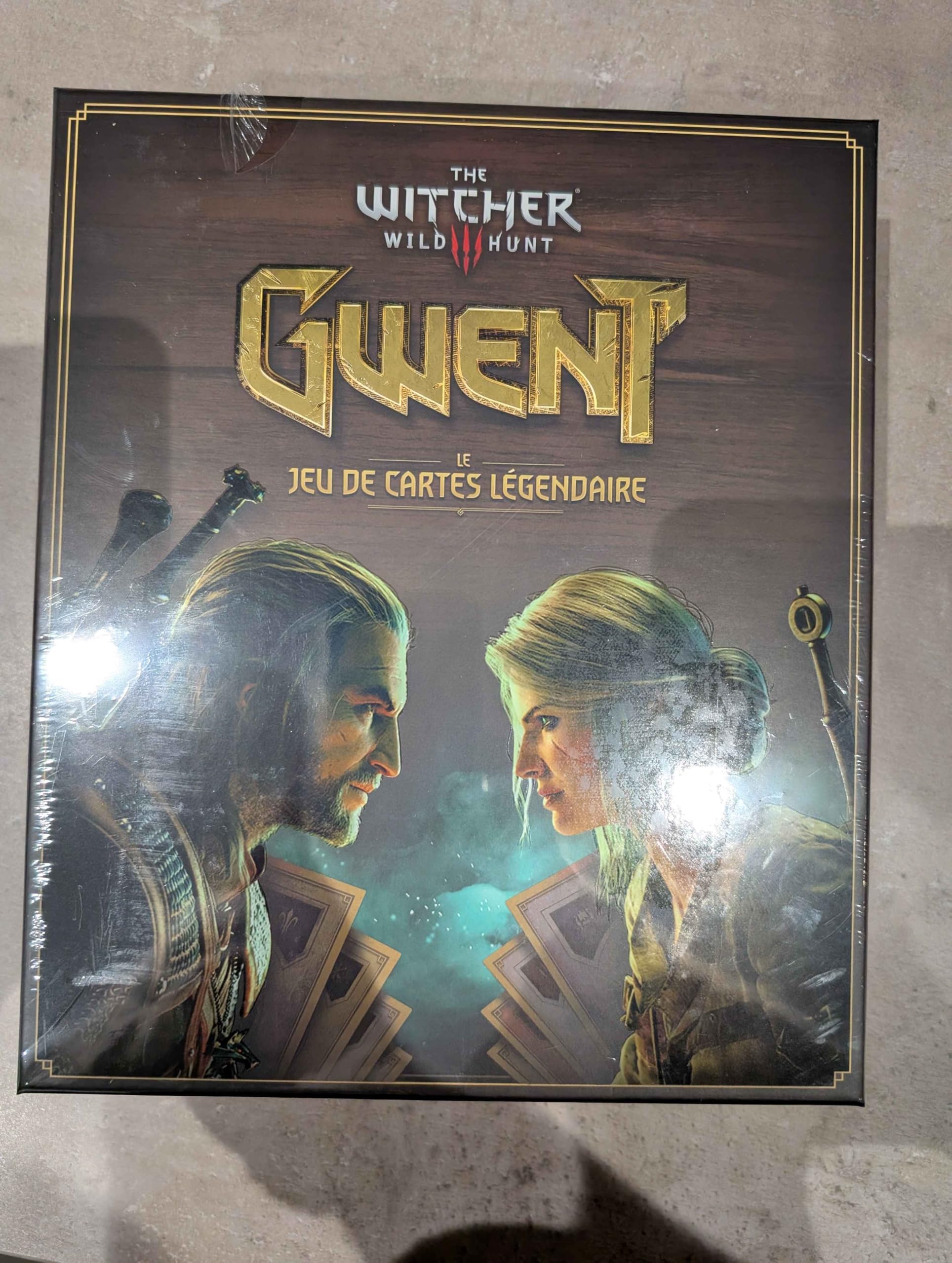Abysse Gwent : Le Jeu de Cartes Légendaire – Version française | Jeu de stratégie & Deck-Building dans l’Univers The Witcher pour 1-5 Joueurs