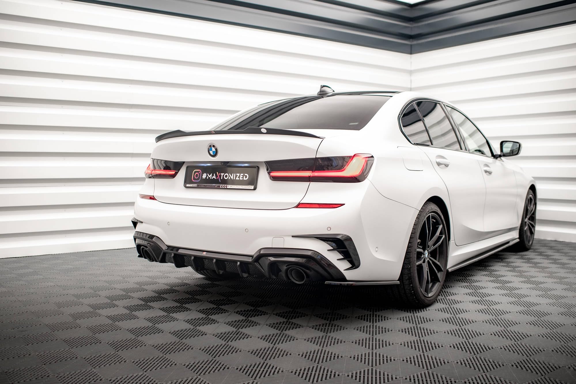 Maxton Design Heckdiffusor für BMW 3er M-Paket G20 / G21 (auch für Fahrzeuge mit Anhängerkupplung) Hochglanz schwarz