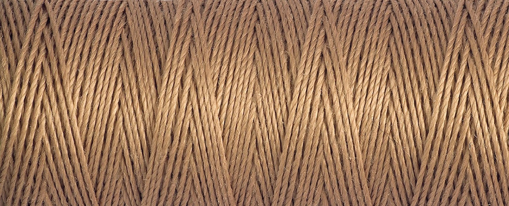 Gütermann 139 Gutermann 30 M Buttonhole Colour: