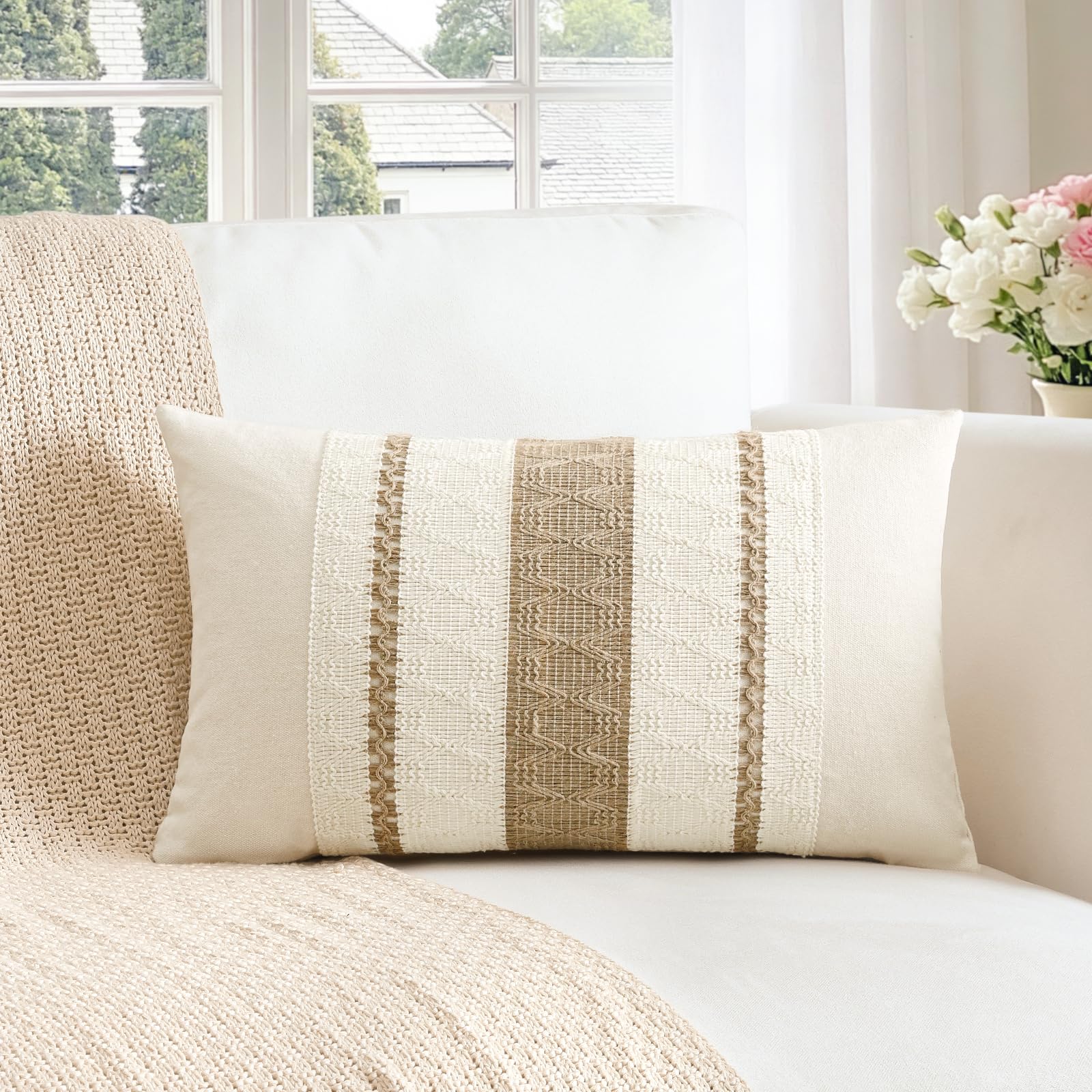 Sungeek Set of 1 Tan Boho Decorative Cushion Cover 30x50cm Soft Cotton Throw Pillow Case Farmhouse Rustic Woven Textured Lumbar Pillow Cover 12x20 Inch for Sofa Bed Couch Patio Living Room