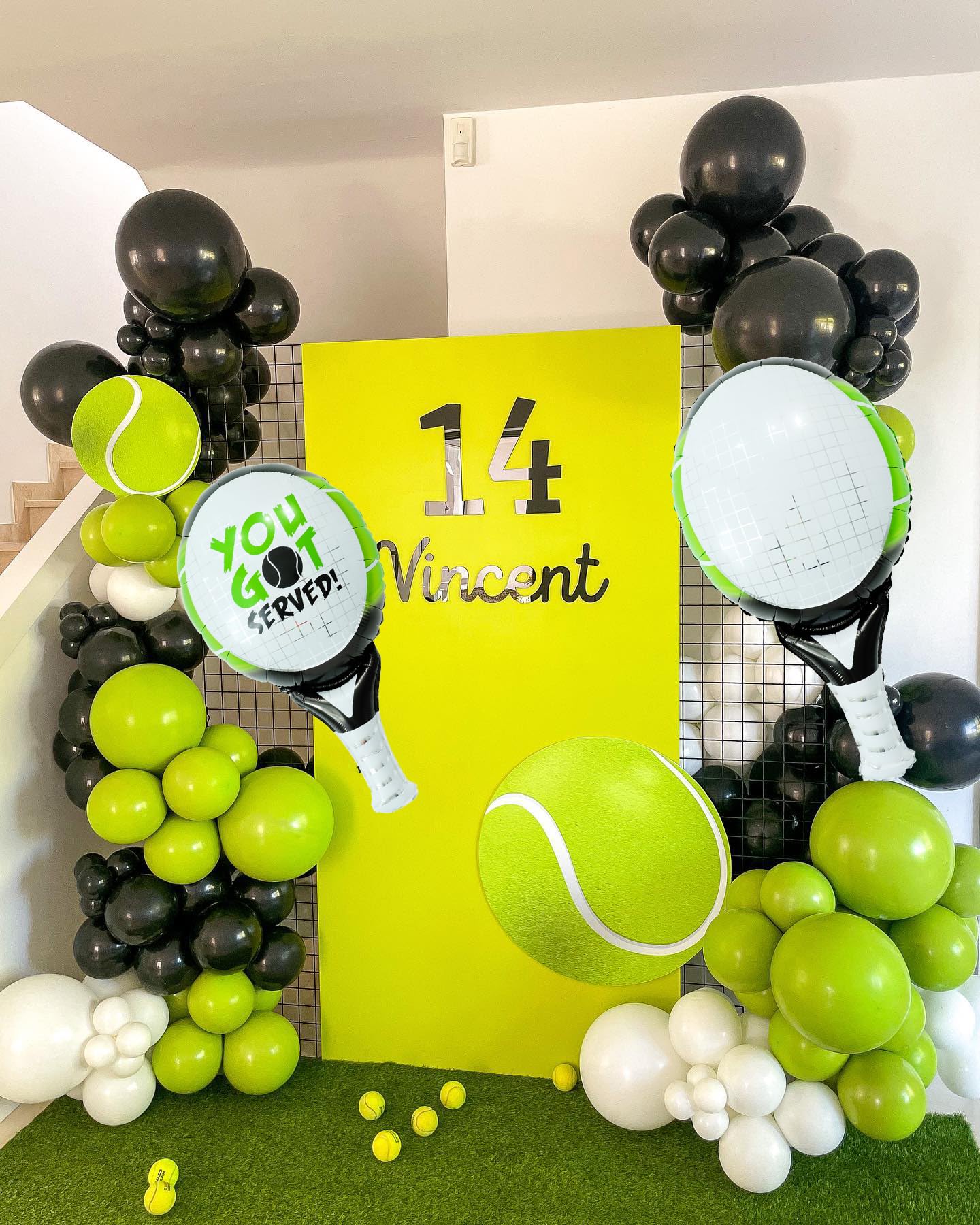 Tennis With Balloons