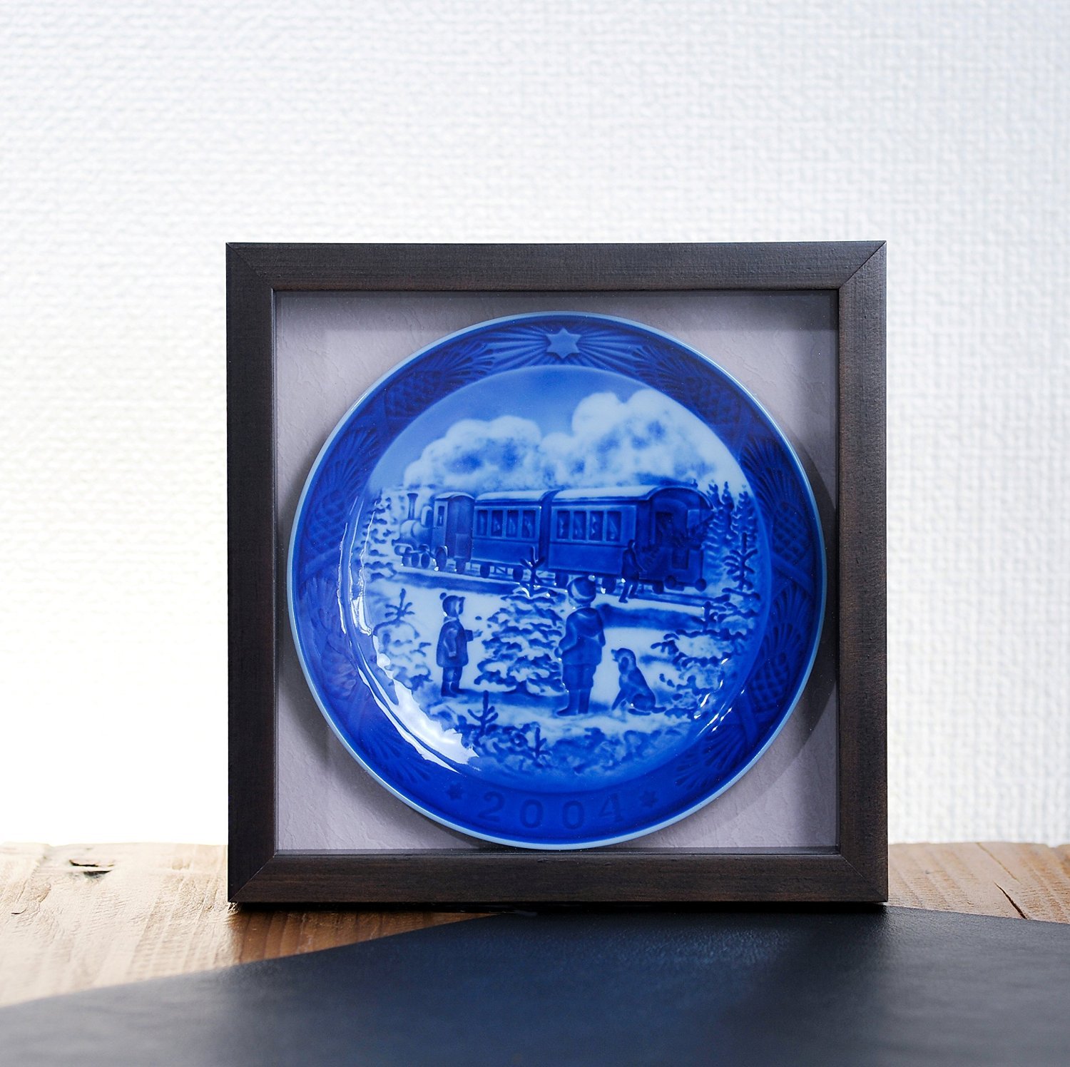 1922年ロイヤルコペンハーゲン　イヤープレート。額縁セット。長期保存、現状 1922年ロイヤルコペンハーゲン イヤープレート。額縁セット