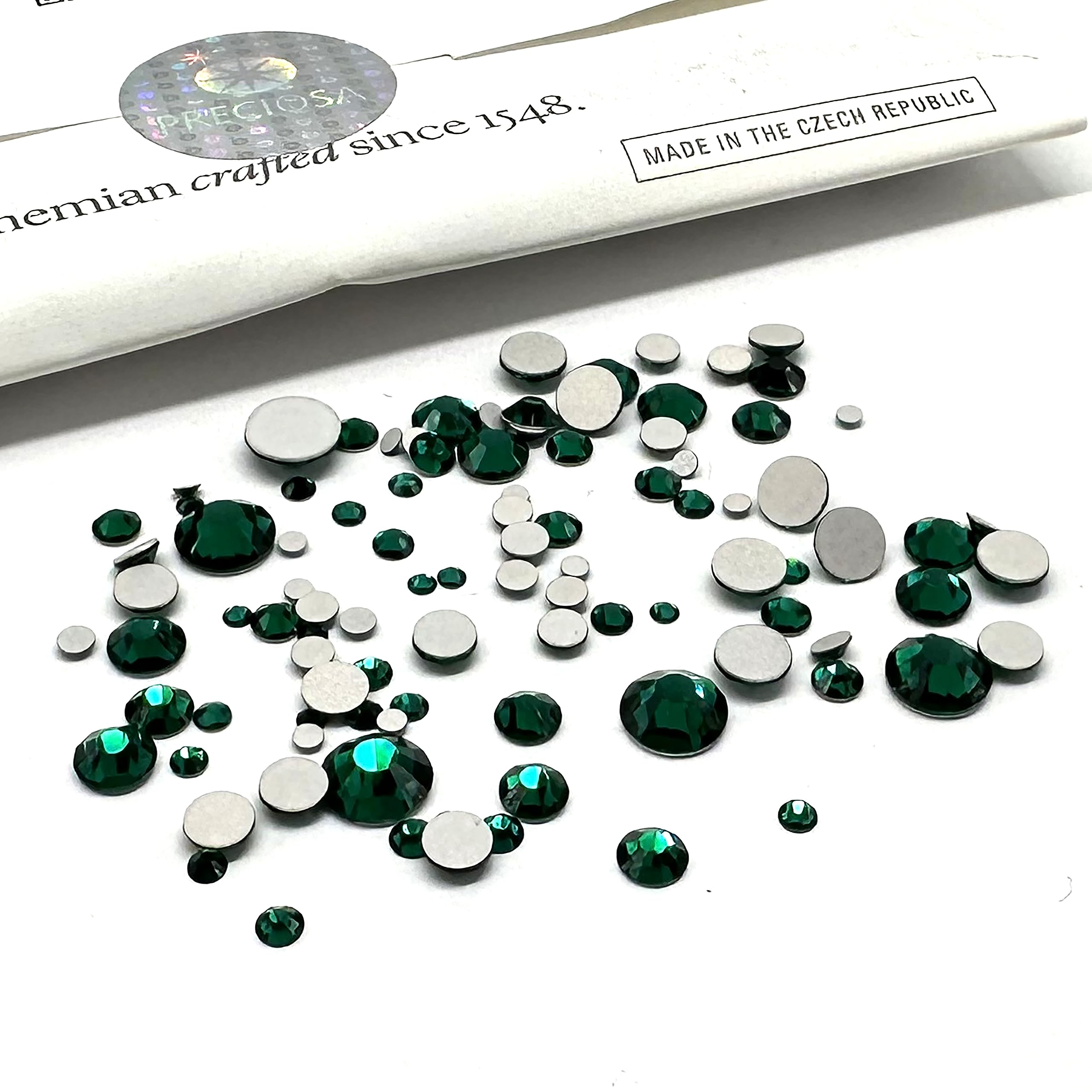 Mixed Sizes Emerald Green Czech Preciosa Maxima Crystal Flatbacks 100 Pieces Assorted 2mm to 6mm ss5, ss7, ss9, ss12, ss16, ss20, ss30 No Hotfix Round Rhinestones DIY Bling Deco Nail Arts