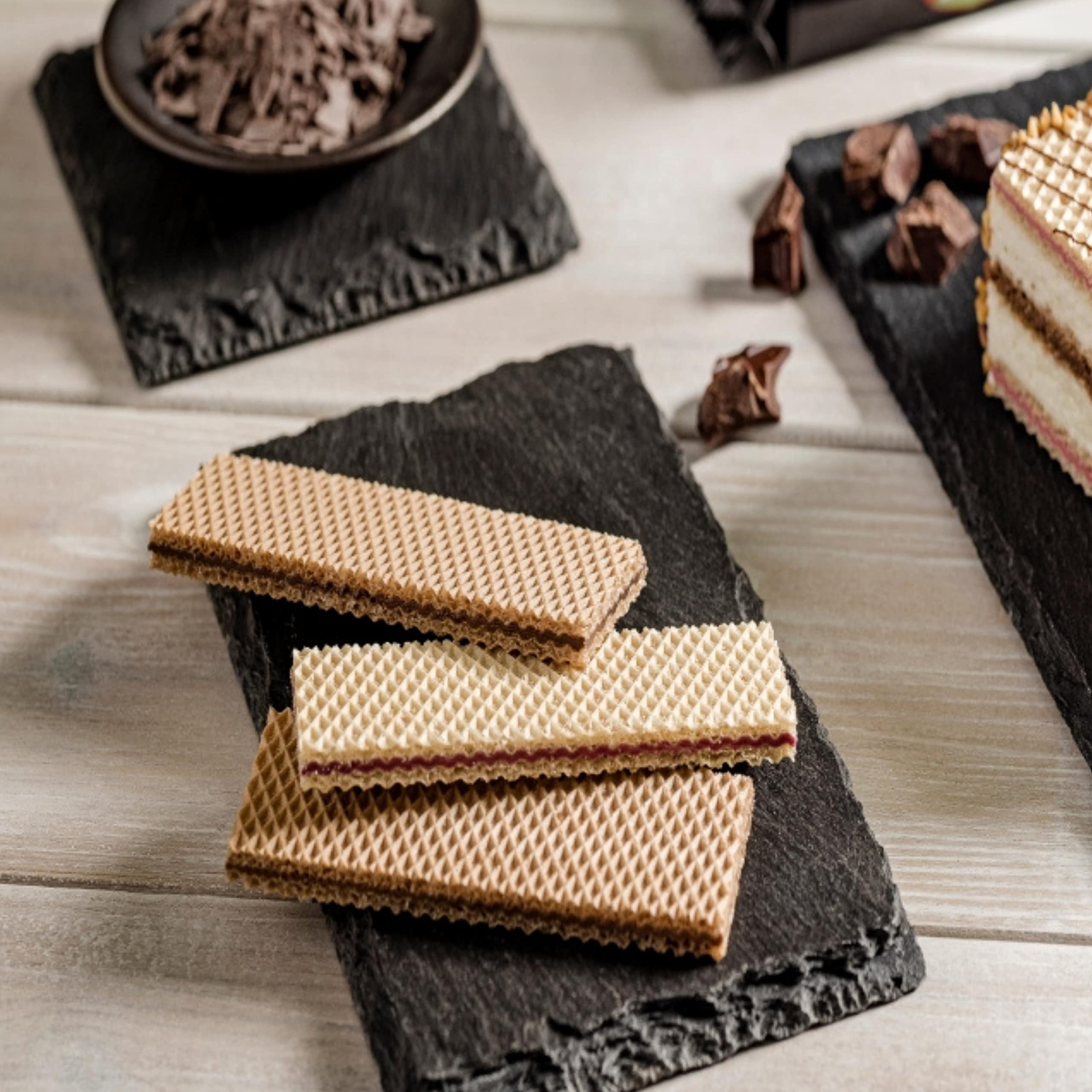 Loacker - Fondente, Fragranti Wafers con Crema al Cioccolato Fondente Extra - 150 g