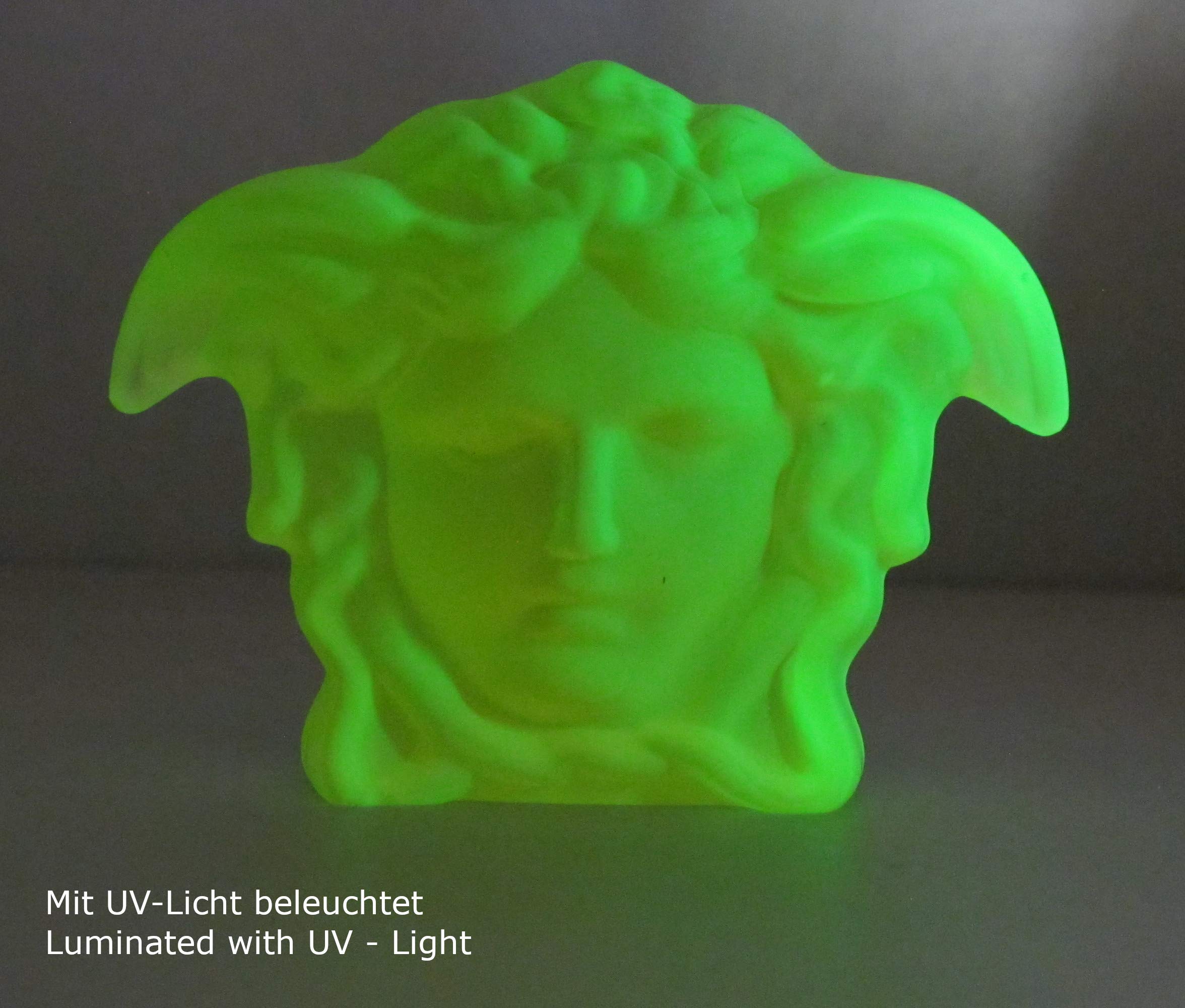 Medusa Briefbeschwerer in Annagelb
