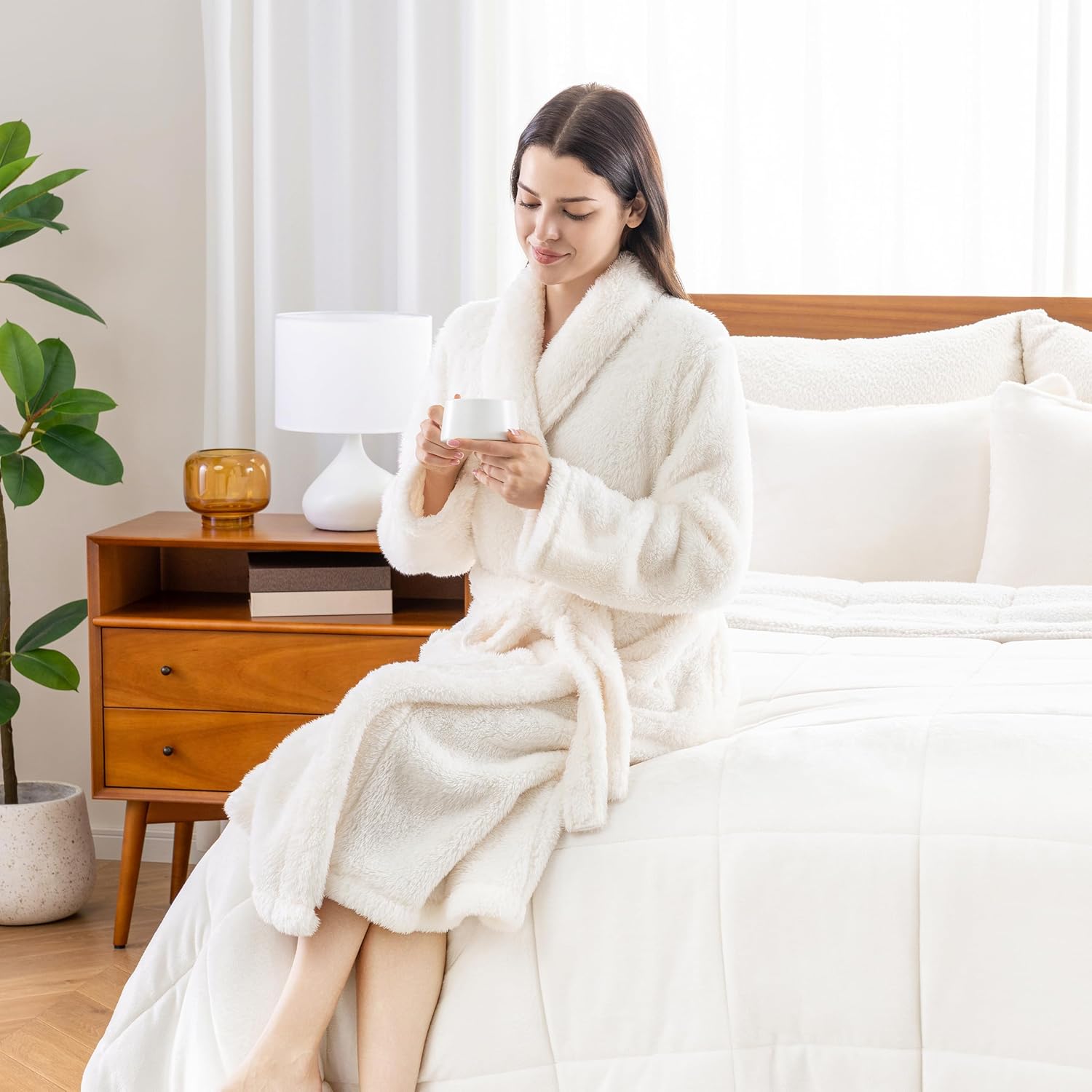 Berkshire Extra-Fluffy™ Women‘s Robe — Luxurious Fluffy Plush Bathrobe,Soft Warm Fleece Loungewear with Pockets and Belt