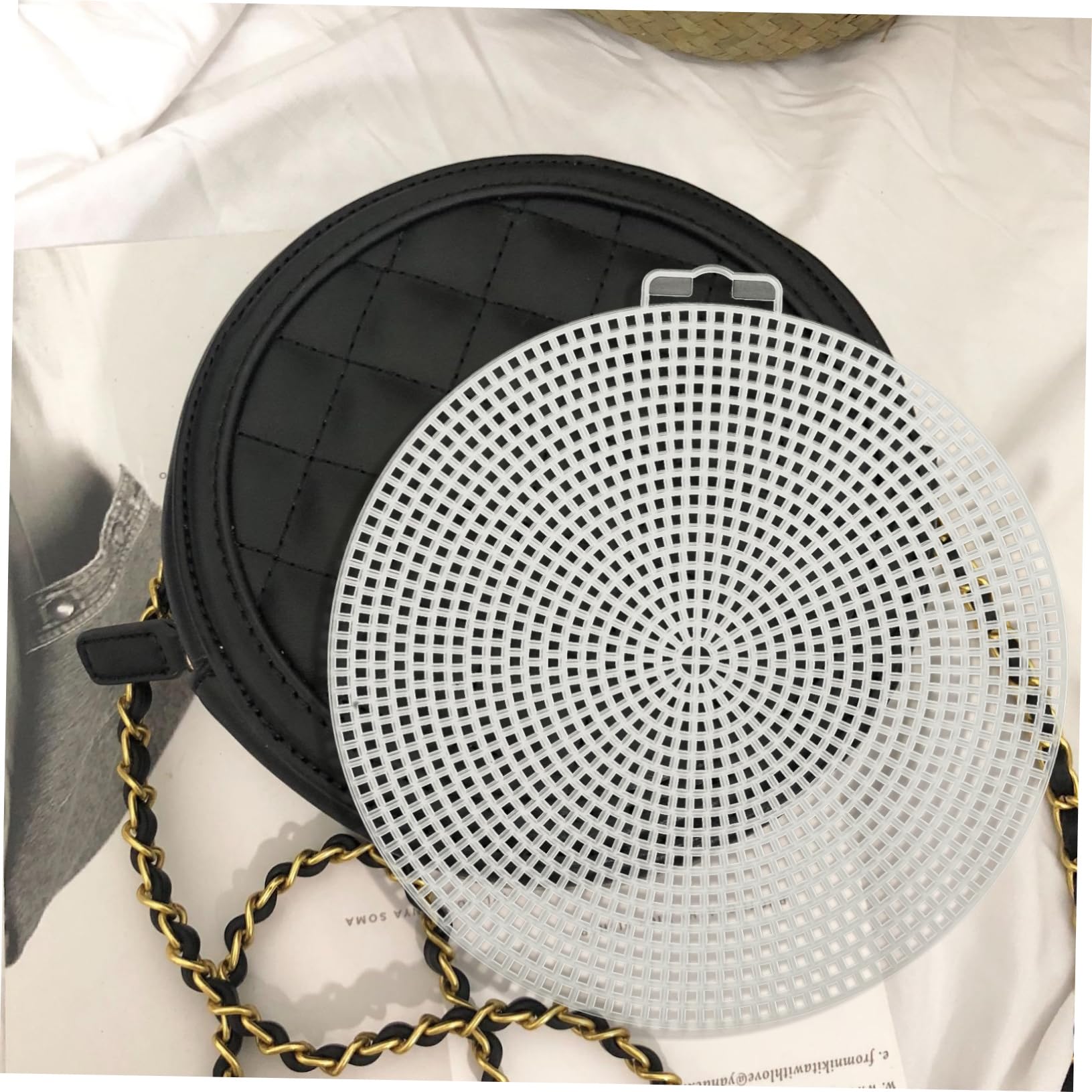 JEWEDECO Cross-Stitch Mesh Sheet 10pcs Round Braided Pads for Crochet Mesh Fabric Embroidery Yarn Ideal for DIY Crafting Projects