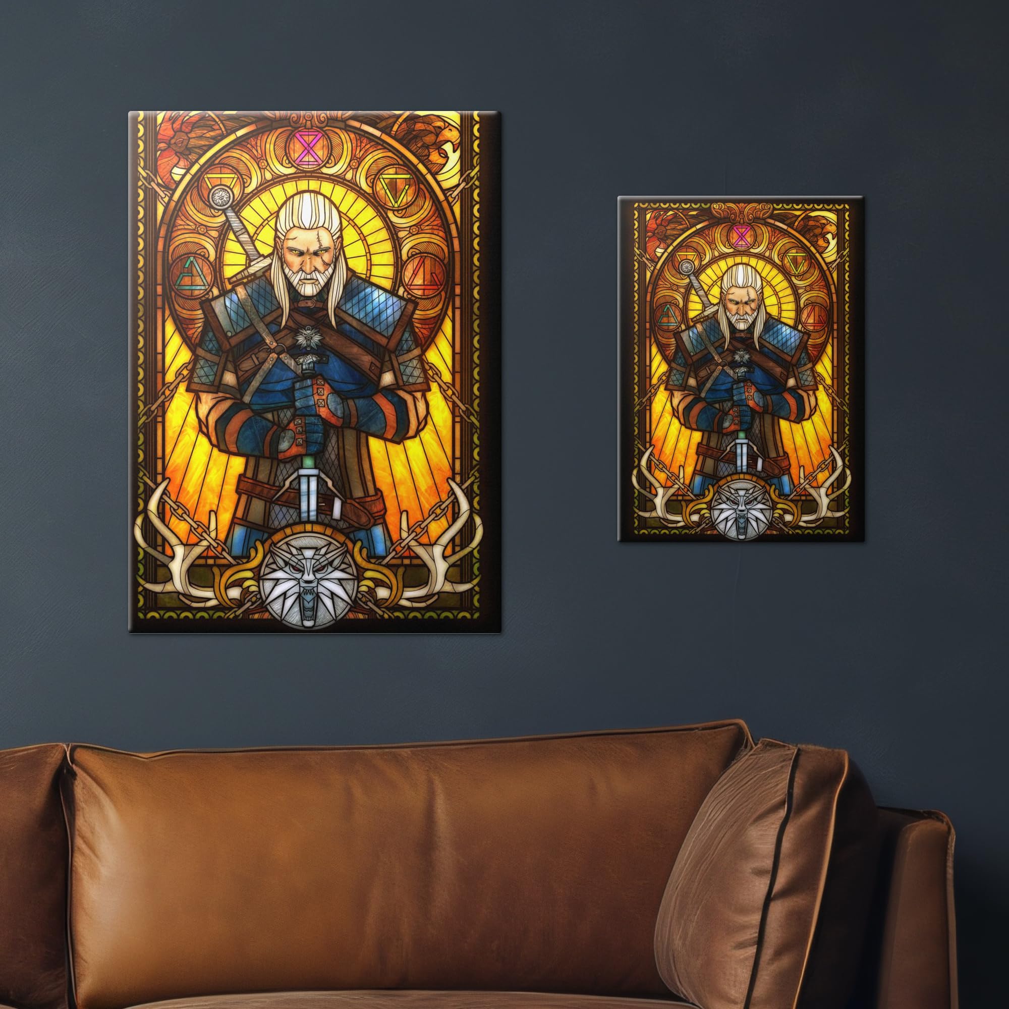 Displate Metallposter The Witcher 3 - Stained Glass - Geralt Plakat - Spielzimmer Zimmer Deko - Bilder Schlafzimmer - Geschenk - Wanddeko Metall Poster 32 cm x 45 cm