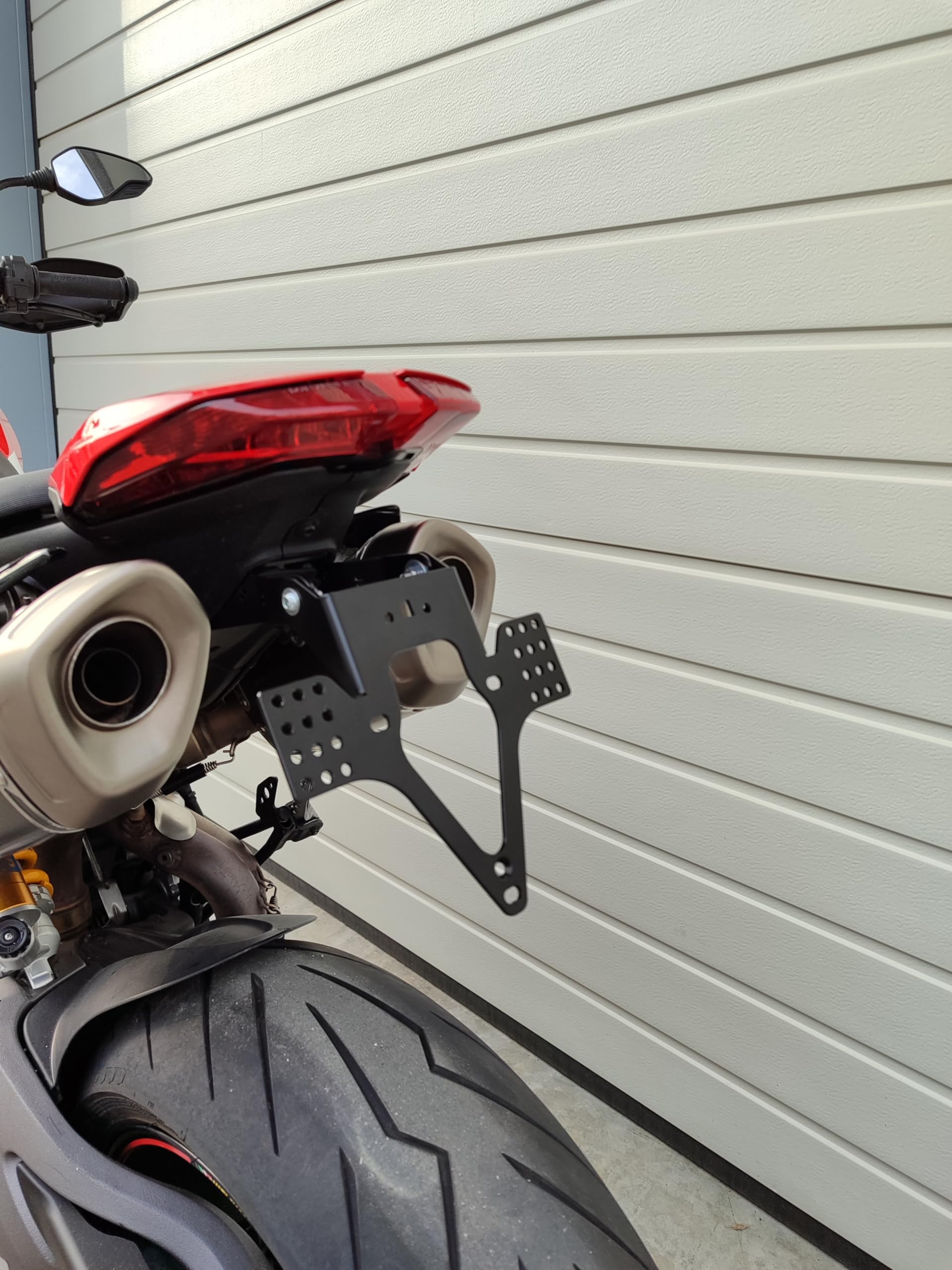 Portatarga corto per Ducati Hypermotard 950 / SP/RVE 2019-2024 Portatarga EVO Tail Tidy conversione posteriore coda corta per conversione targa per ducati hyper motard 950