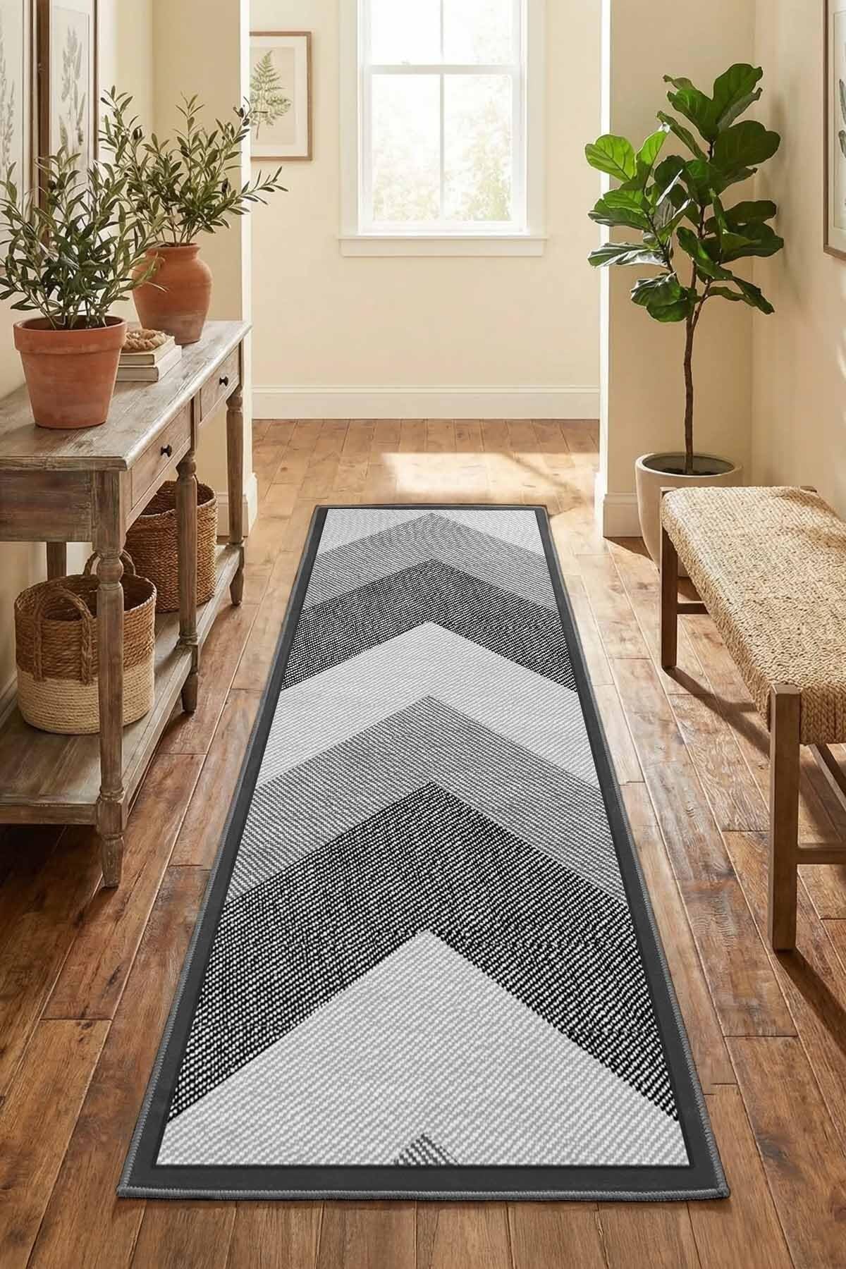 Monnhein Antrasit Yolluk Arrow - Yıkanabilir, Kaymaz Taban, Dijital Baskılı, Leke Tutmaz, İnce Hav, Modern Koridor, Mutfak, Antre ve Salon için Dekoratif Yolluk