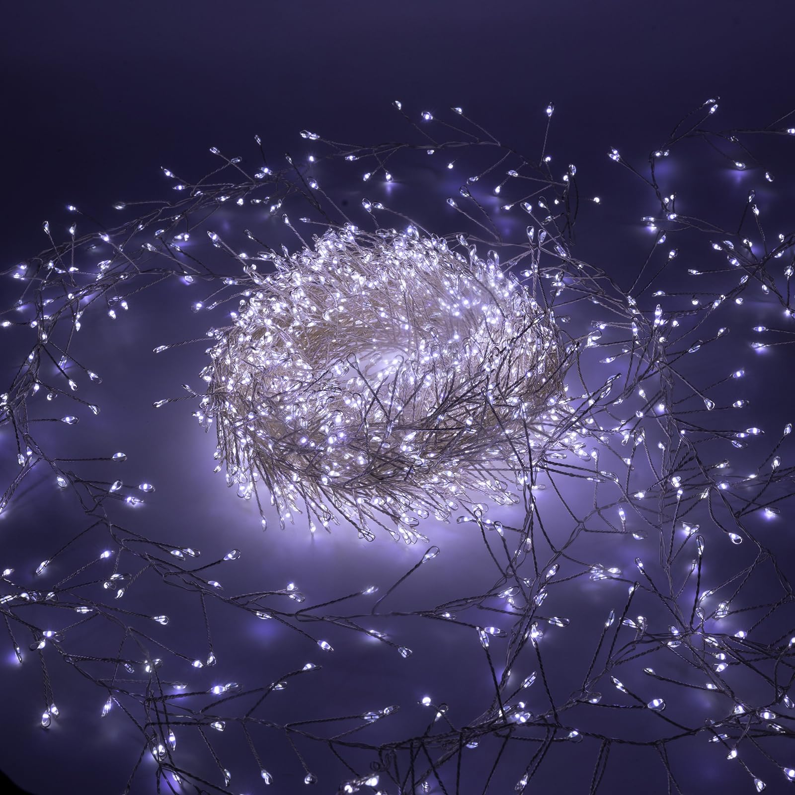 Luccika Guirlande Lumineuse de Noël en Métal, Micro-LED Cluster, 8 Modes d'Éclairage, Décoration Intérieure Extérieure pour Sapin de Noël (Câble argenté blanc glacé, 10M 1000LED)