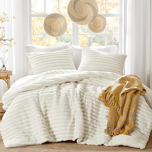 Intelligent Design Queen Comforter Set, Plush Bedding, Microfiber Reverse, 3 Piece, Lightweight, Super Soft Ribbed Velvet Comforter 2 Shams, All Season Fluffy Bed Set, Avril, Full/Queen Ivory