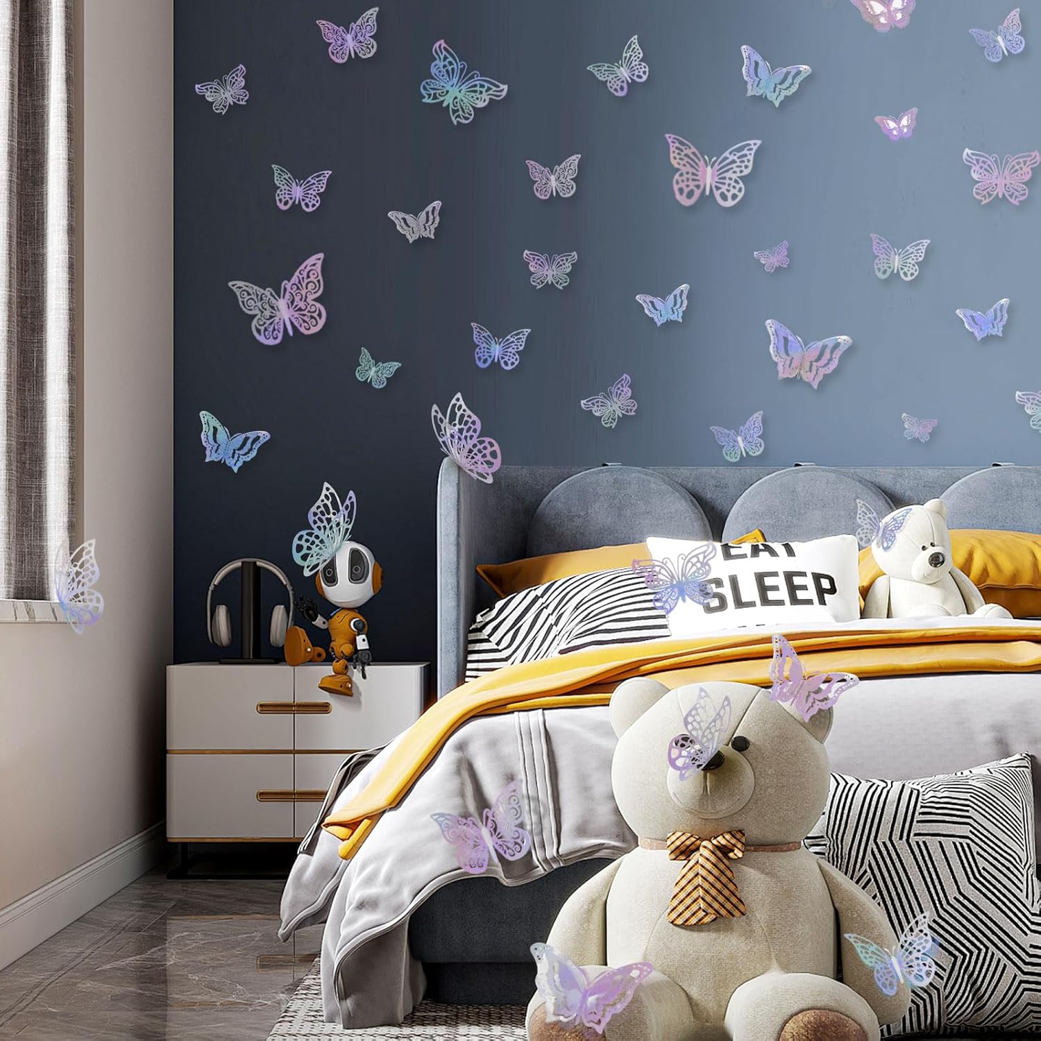 96 Pcs Butterfly Decorations，4 Styles,3 Sizes，3D Butterfly Wall Decor Party Decorations Butterflies for Crafts Birthday & Wedding Celebrations Cake Decorating Balloons Removable Stickers Dazzling thumbnail