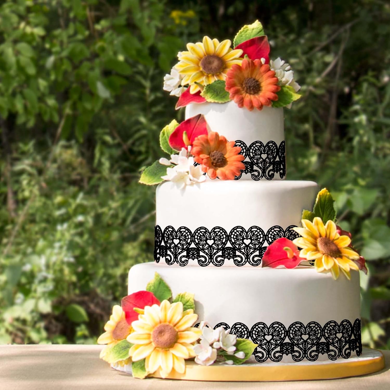 Funshowcase Large Pre-Made Ready to Use Edible Cake Lace Love Heart 14-inch 10-piece Set Black