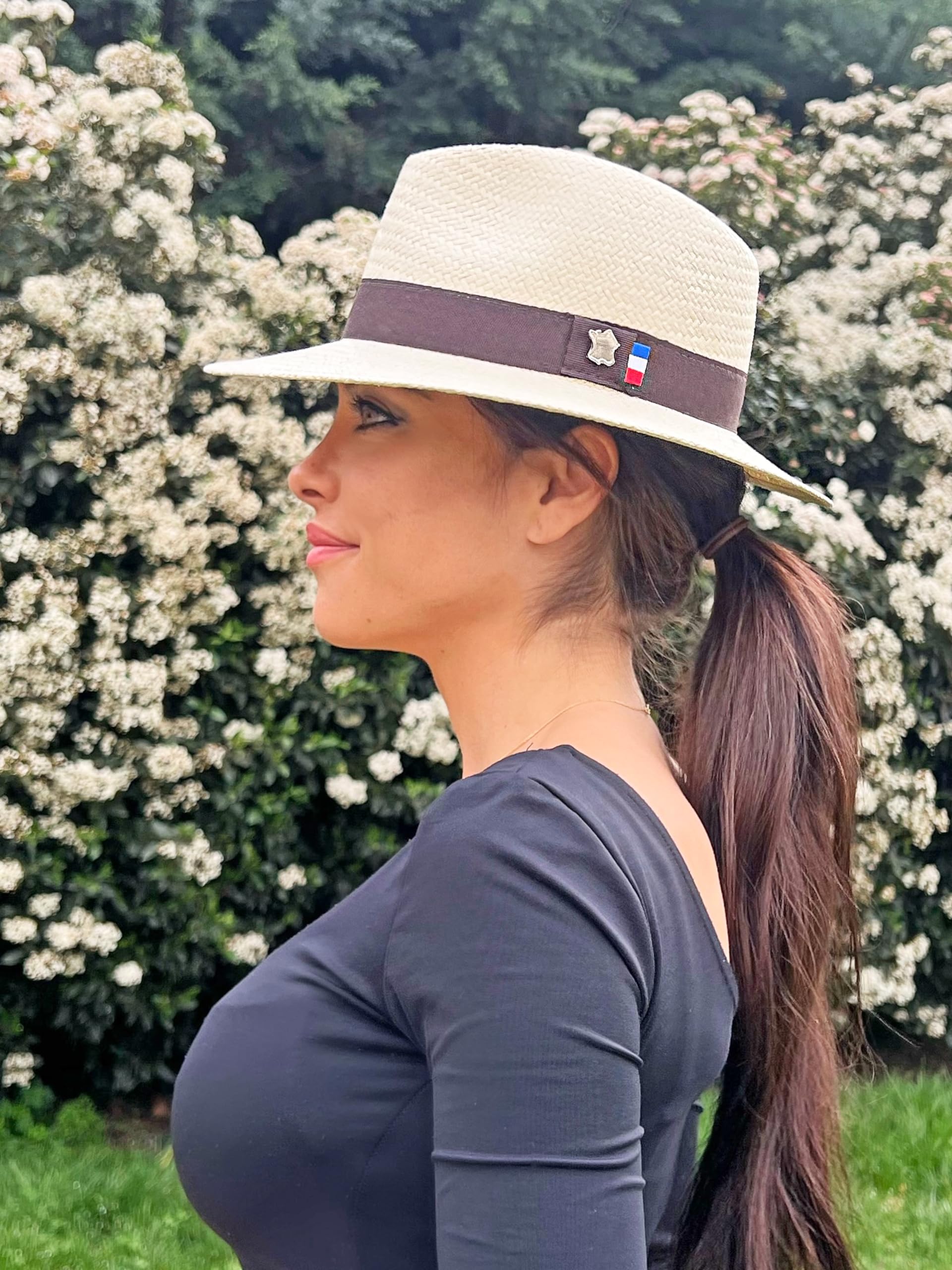 Patriia Chapeau avec Drapeau français. Fabrication entièrement Artisanale, réalisée à la Main. Chapeau pour Homme. Chapeau pour Femme.