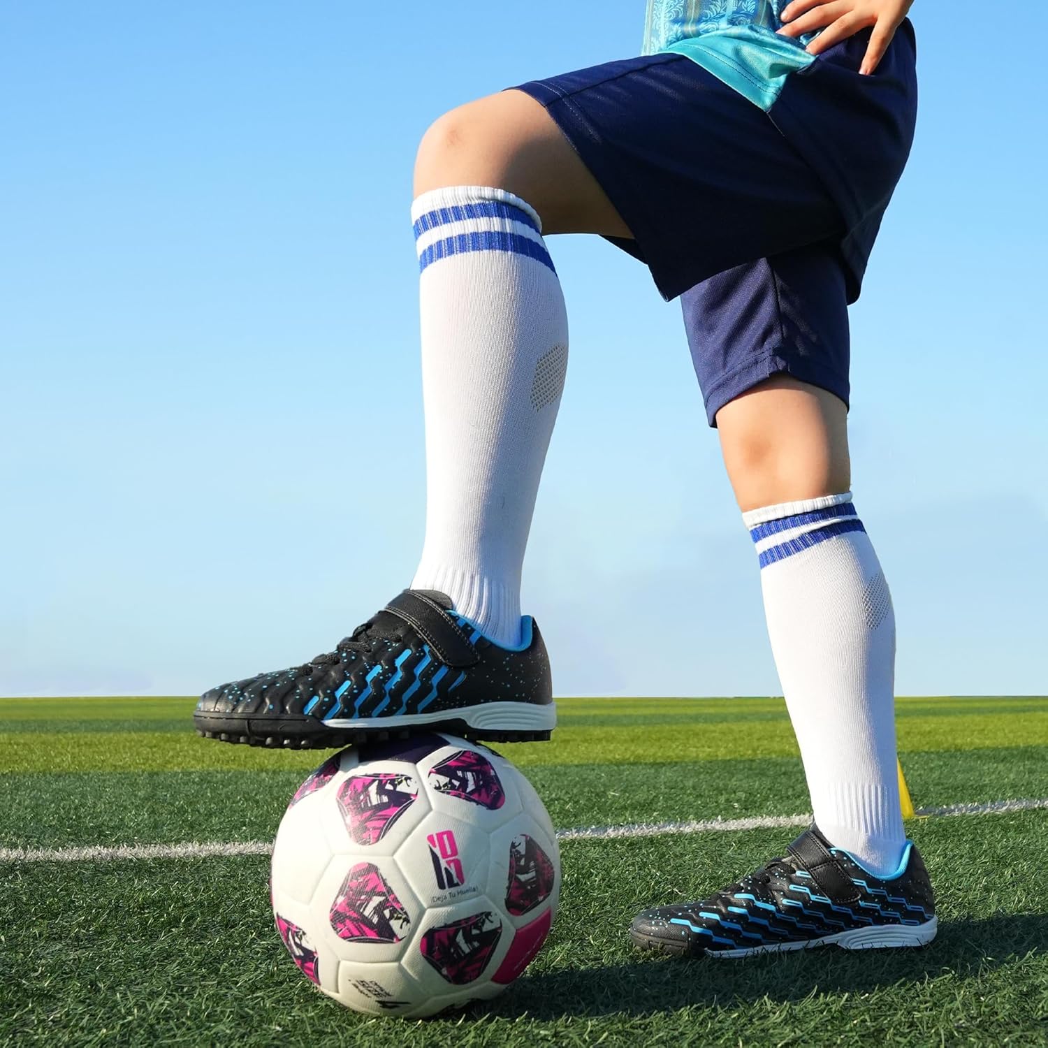 Tobfis Boys Girls Indoor Training Soccer Cleats Turf Soccer Shoe Unisex-Child Athletic Sneakers