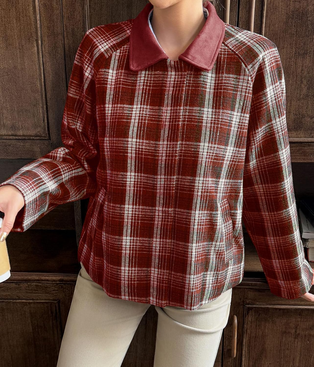 Tankaneo Womens Plaid Cropped Jackets Barn Lightweight Flannel Zip Up Utility Coat Casual Short Jacket with Pockets - Image 4