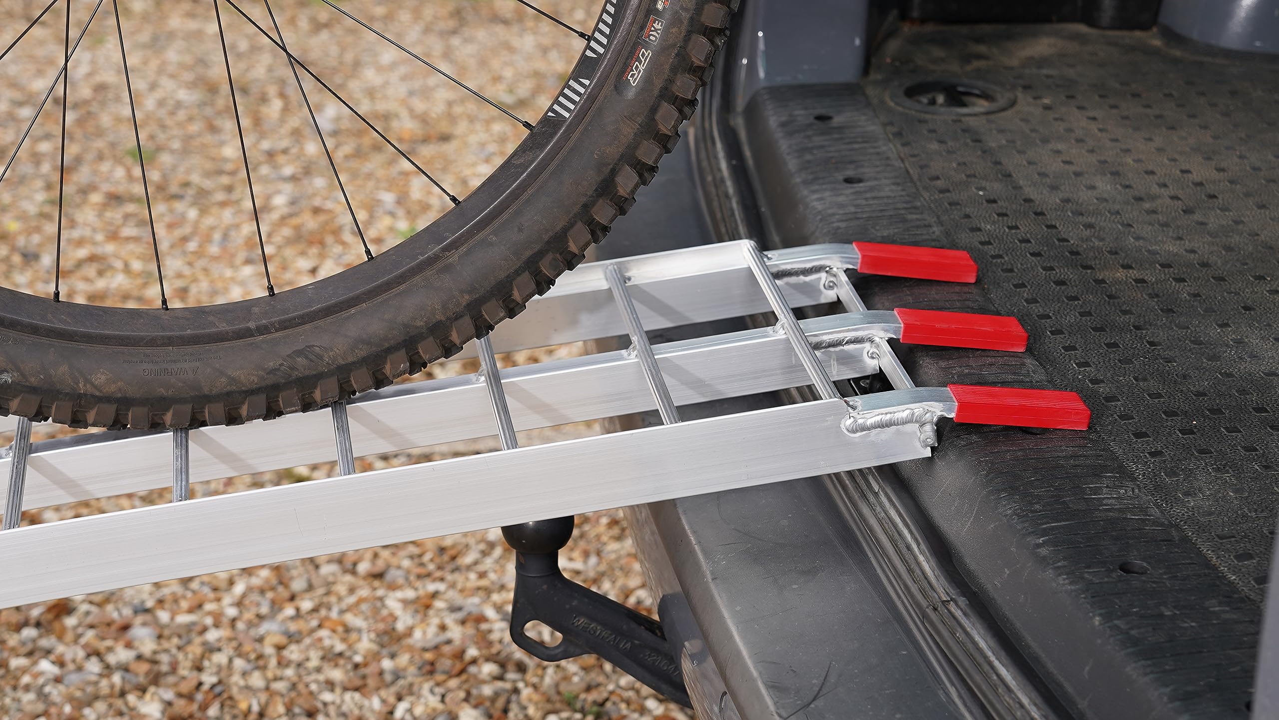 The Ramp People Klappbare Laderampe Motorrad mit Stützbeinen (2260 mm x 282 mm x 680 kg) Alu Auffahrrampen, Verladerampe