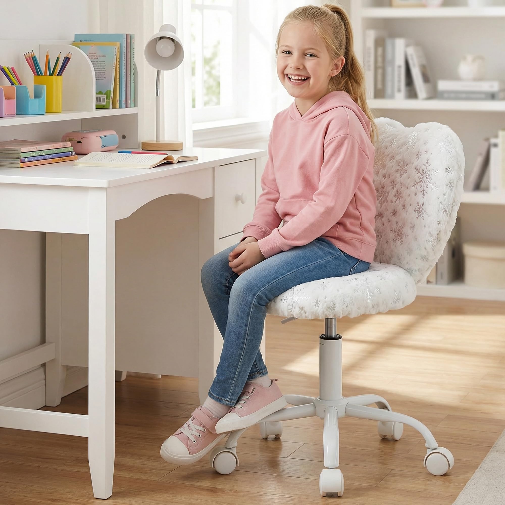 chairus Kids Desk Chair Faux Fur Study Chair for Teenage Girls, Adjustable Heart Shaped Kids Vanity Chair for Bedroom Reading Living Room, Small Cute