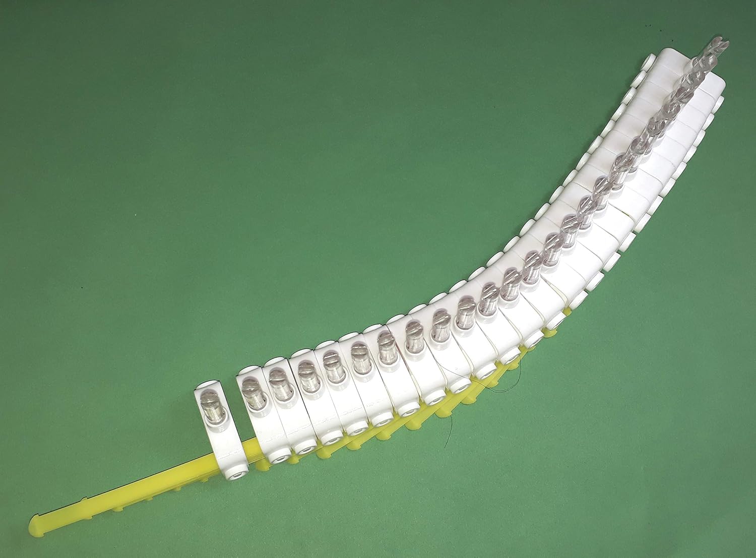 25 Carriers in a Roll with 73mm Plastic Spacer for Vertical Blinds/Shades-Single Worm Gear