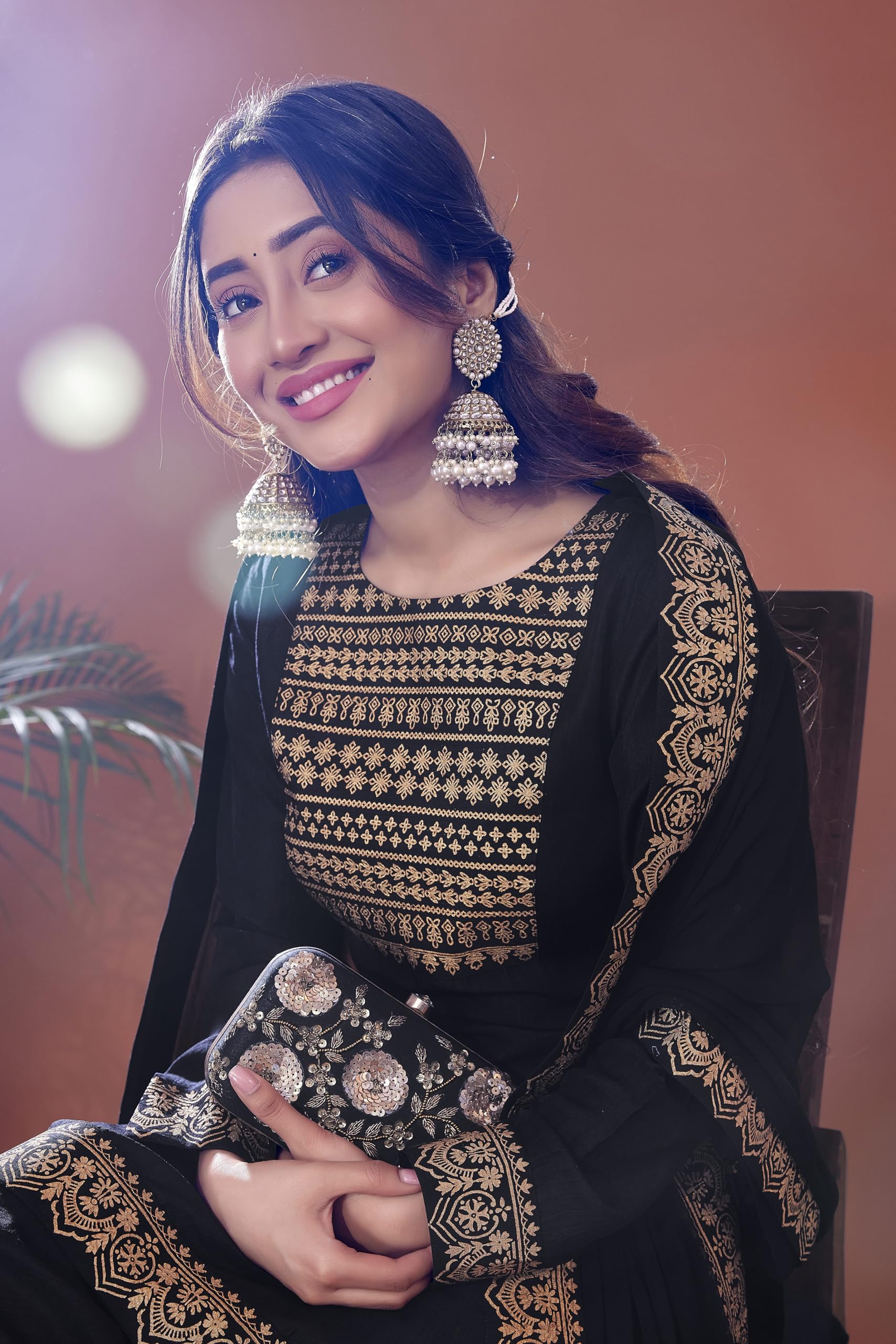 Sanisa Women's Chinnon Foil Printed Straight Kurta With Pant And Foil Printed Lace Work Dupatta (54Kbd633Nz-M_Black)