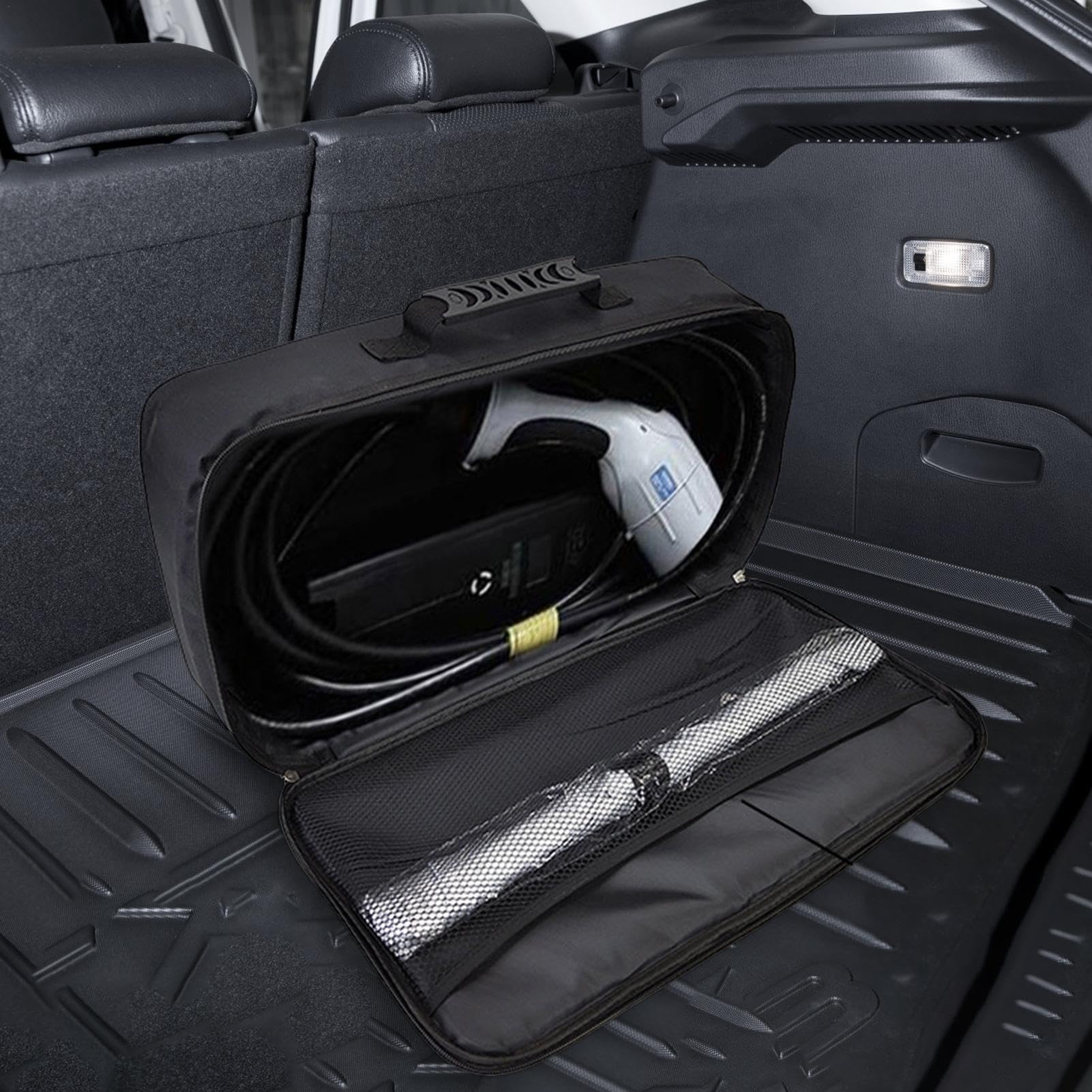 NISSAN EV充電器 収納バッグ付き 2020 NISSAN EV充電器 収納バッグ付き 2020 NISSAN EV充電器 収納