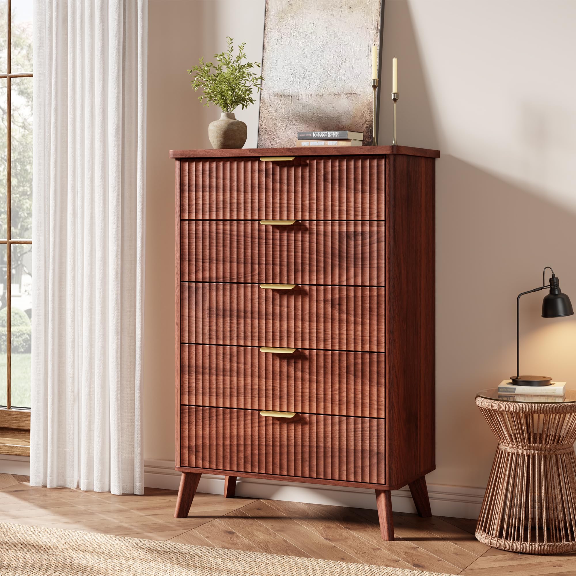 GarveeHome Fluted Dresser for Bedroom with 5 Deep Drawers, 47.2 in Tall Chest of Drawers, Curved Profile Design, Modern Wooden Dresser, for Living