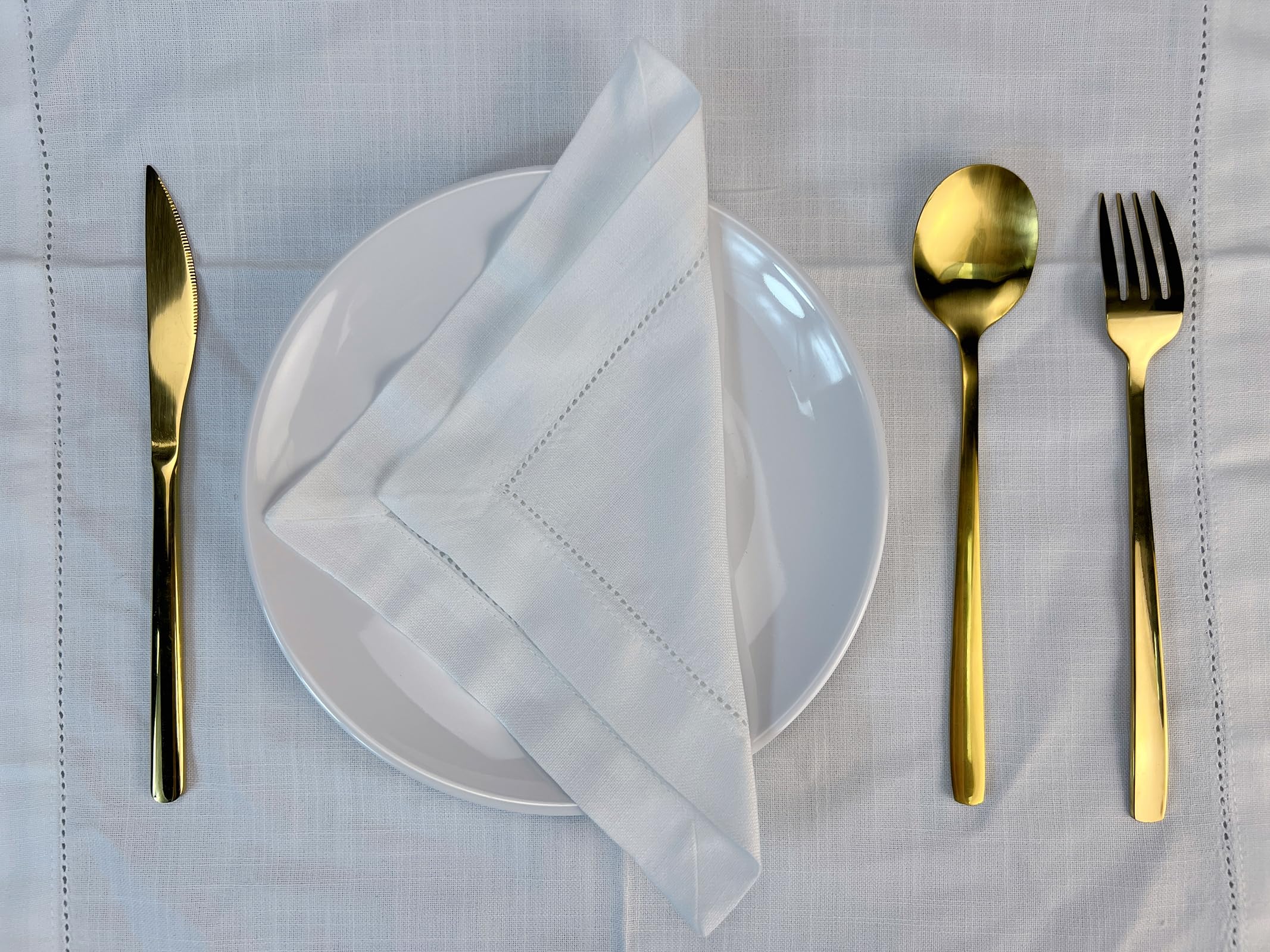 Stoffservietten 6er Set Baumwoll Leinen Waschbar Wiederverwendbare mit Hohlsaum Servietten Stoff Tischsets Tischdekoration für Partys Weihnachten Geburtstag Hochzeit Küche (Weiß, 20 x 20 cm)