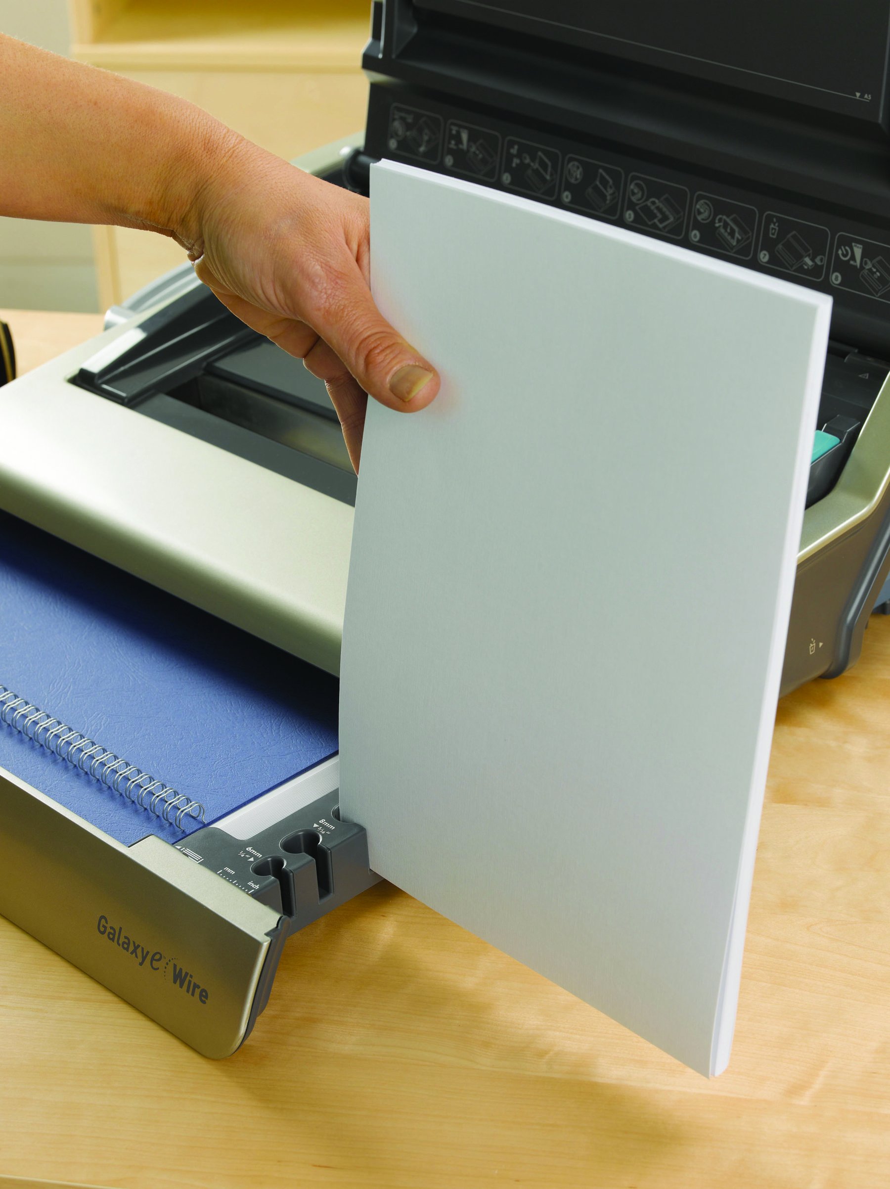 Fellowes Galaxy-E Wire Perforelieur électrique avec anneaux métal Gris clair Gris anthracite