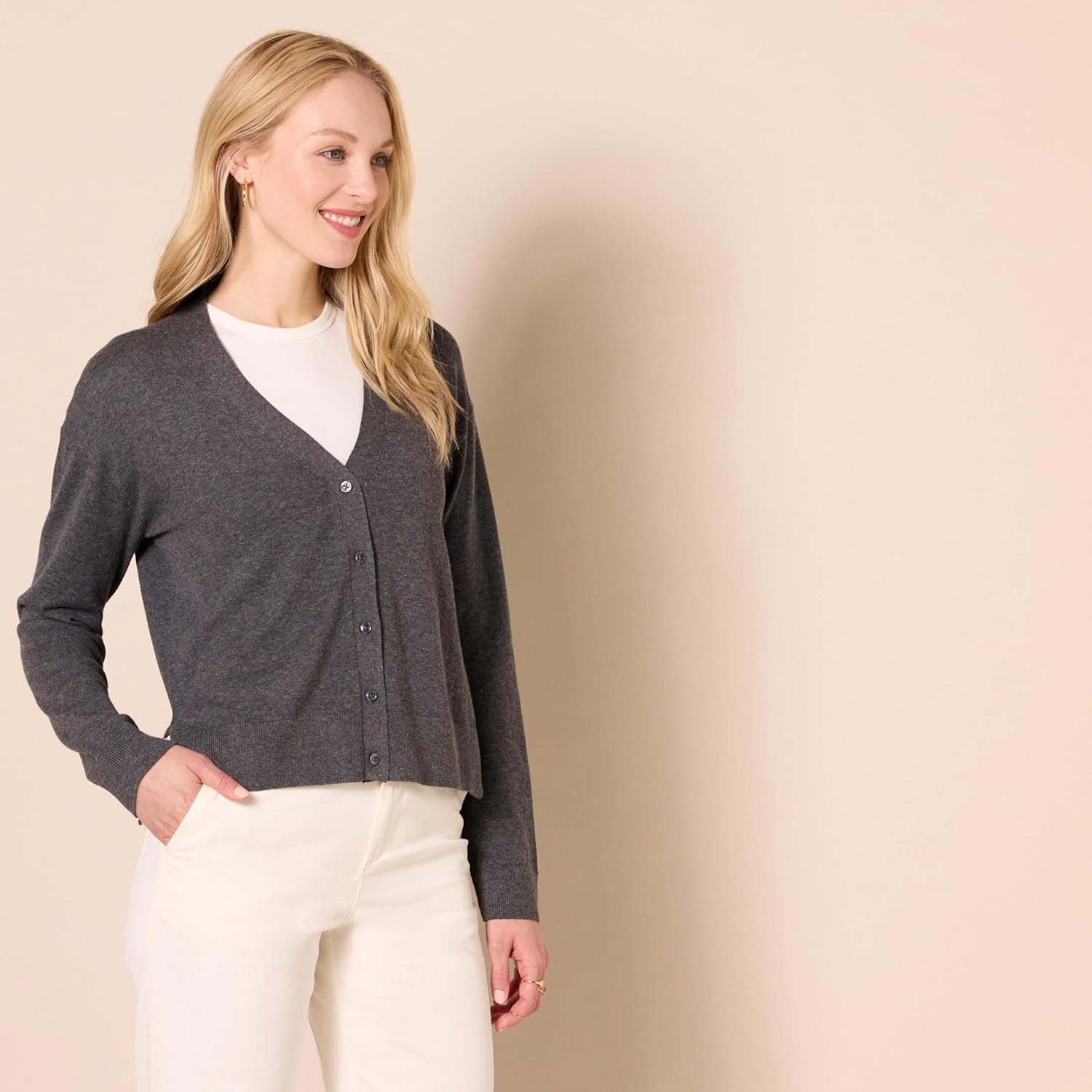 Amazon Essentials Womens V-Neck Lightweight Cropped Relaxed-Fit Cardigan Sweater - Image 2