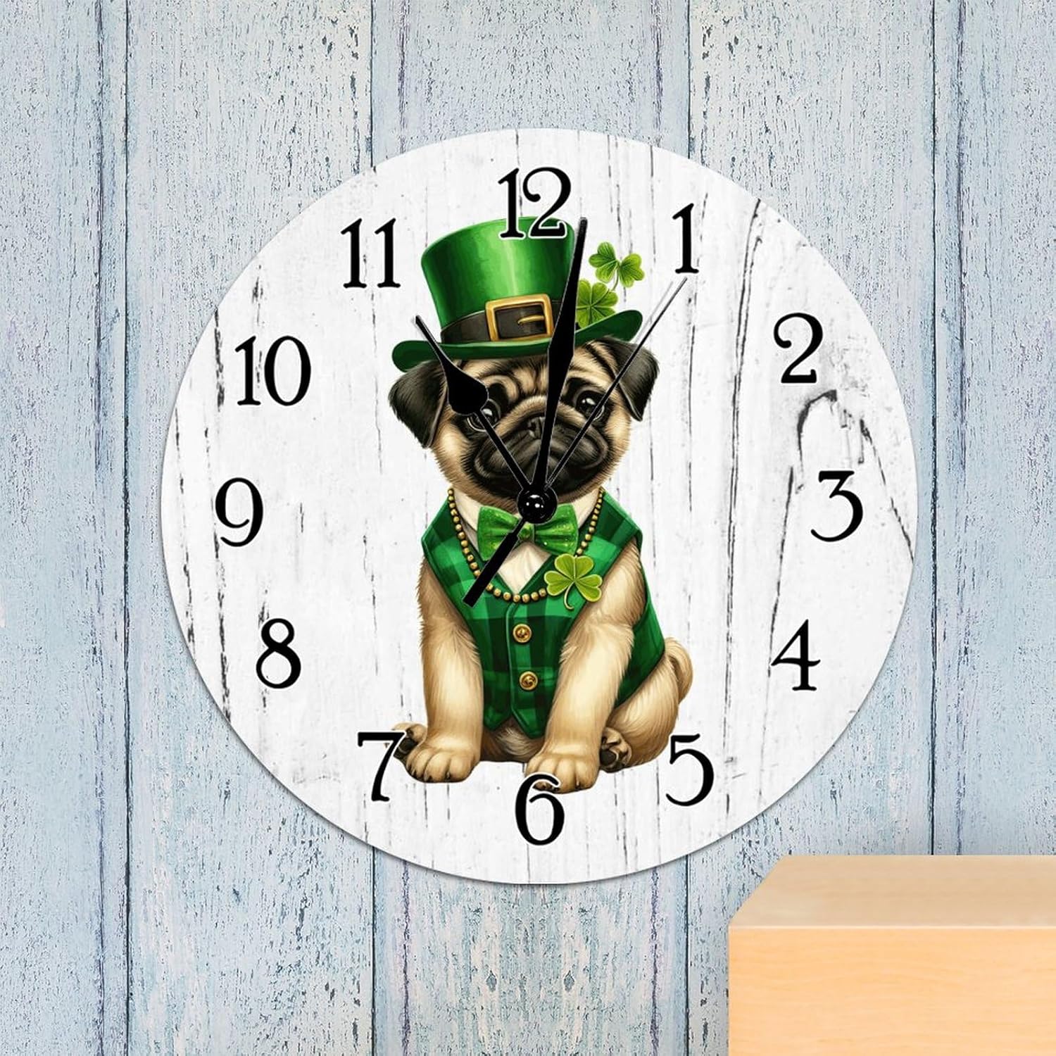Pug Dog Green Leprechaun Hat Leaf Clocks Pug Dog St. Patrick's Day Wooden Decorative Clocks Battery Operated Round Wall Clock Pet Memorial Wooden Clock for Bathroom Bedroom 15x15in