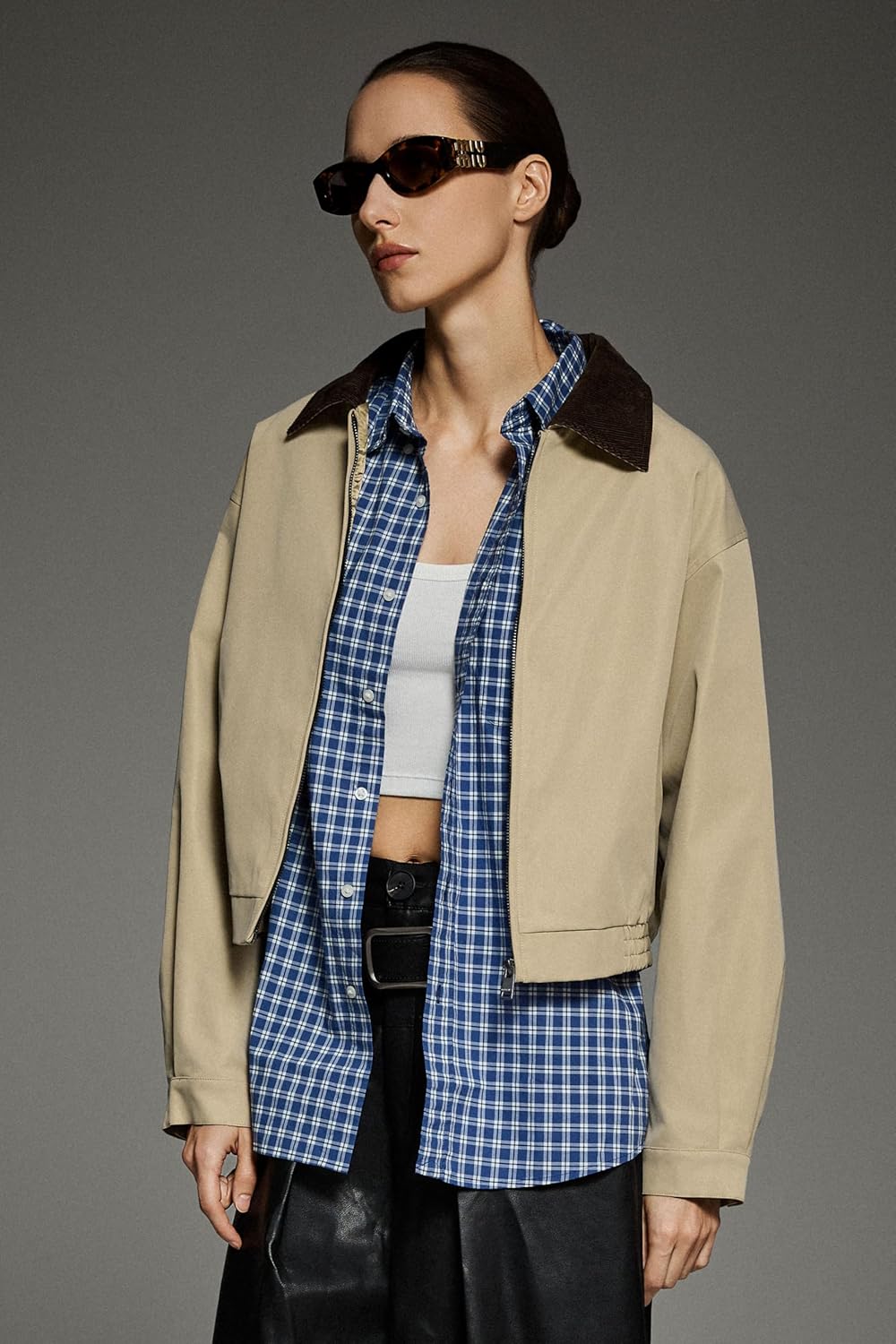 Orolay Women's Cropped Barn Jacket Casual Utility Zip Up Jacket Corduroy Collar Fall Trench Coat - Image 6