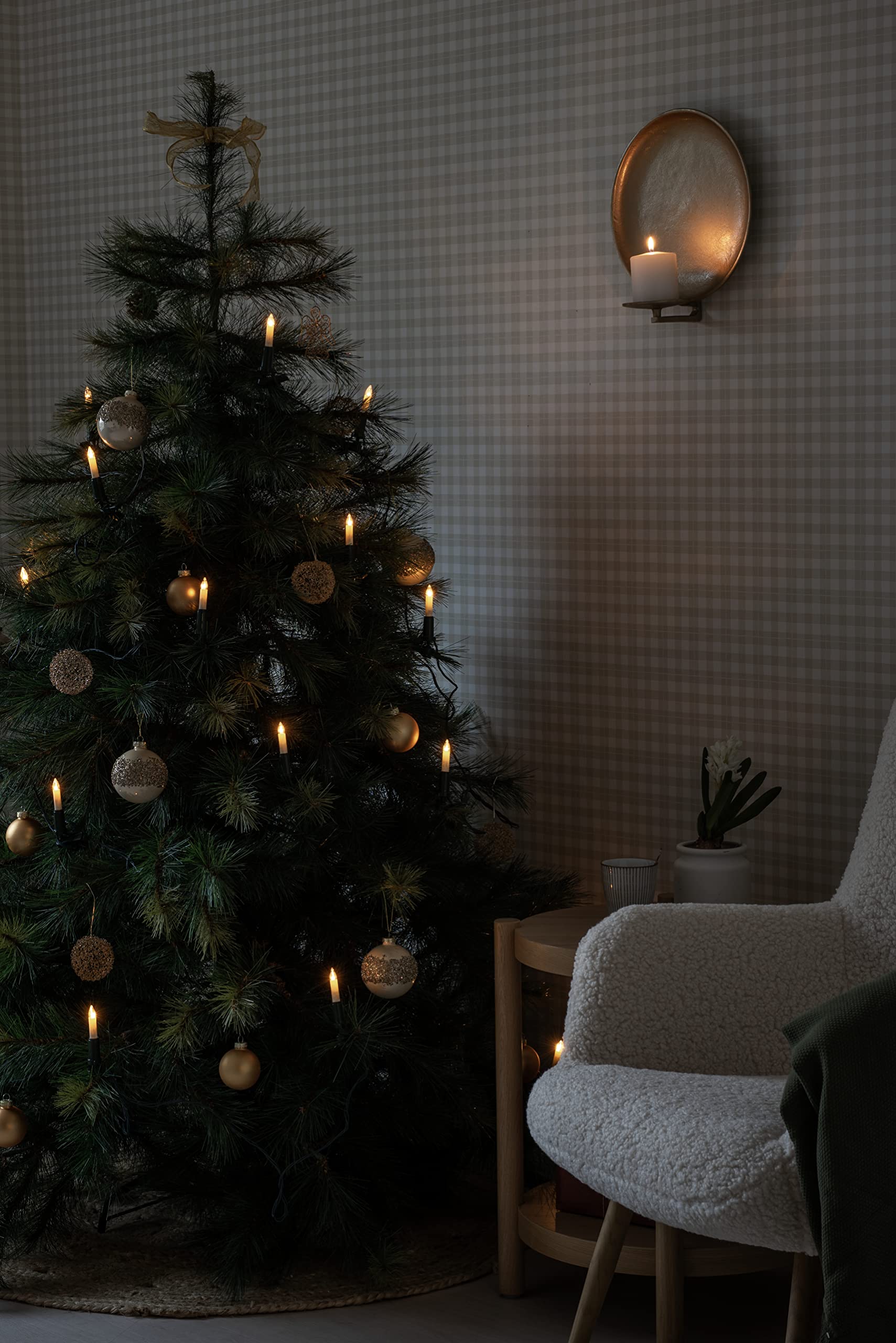 Konstsmide 1109-020 - Catena per albero a LED, con 25 diodi ambra, 4,5 V, interno, 3,6 W, cavo verde