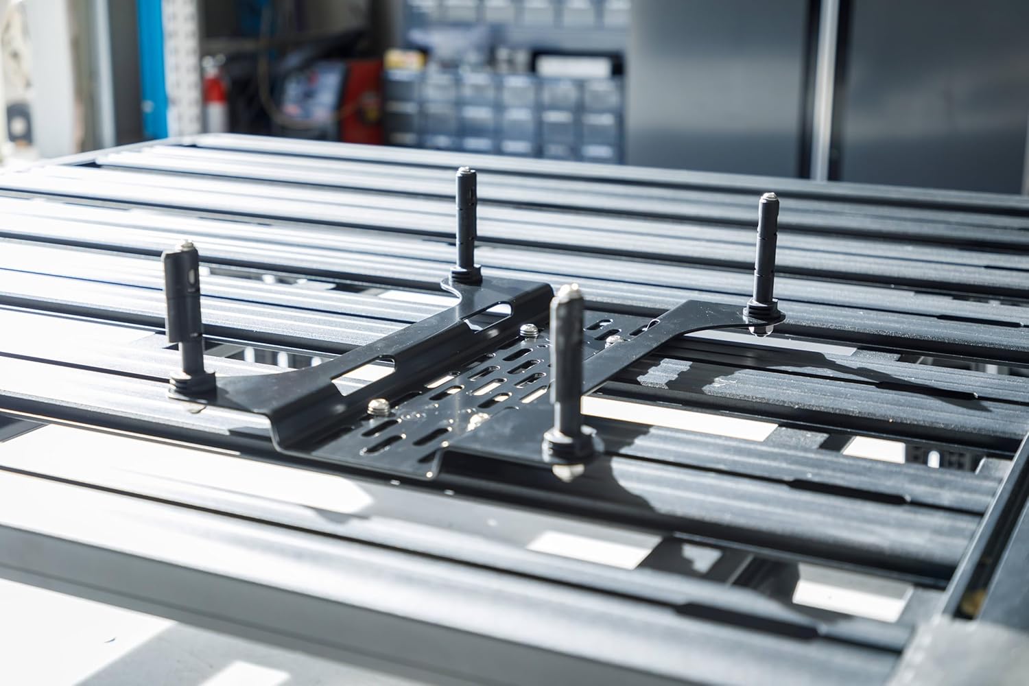 MaxTrax Mini Mounting Plate (Mini Plate with Rhino Rack Hardware)