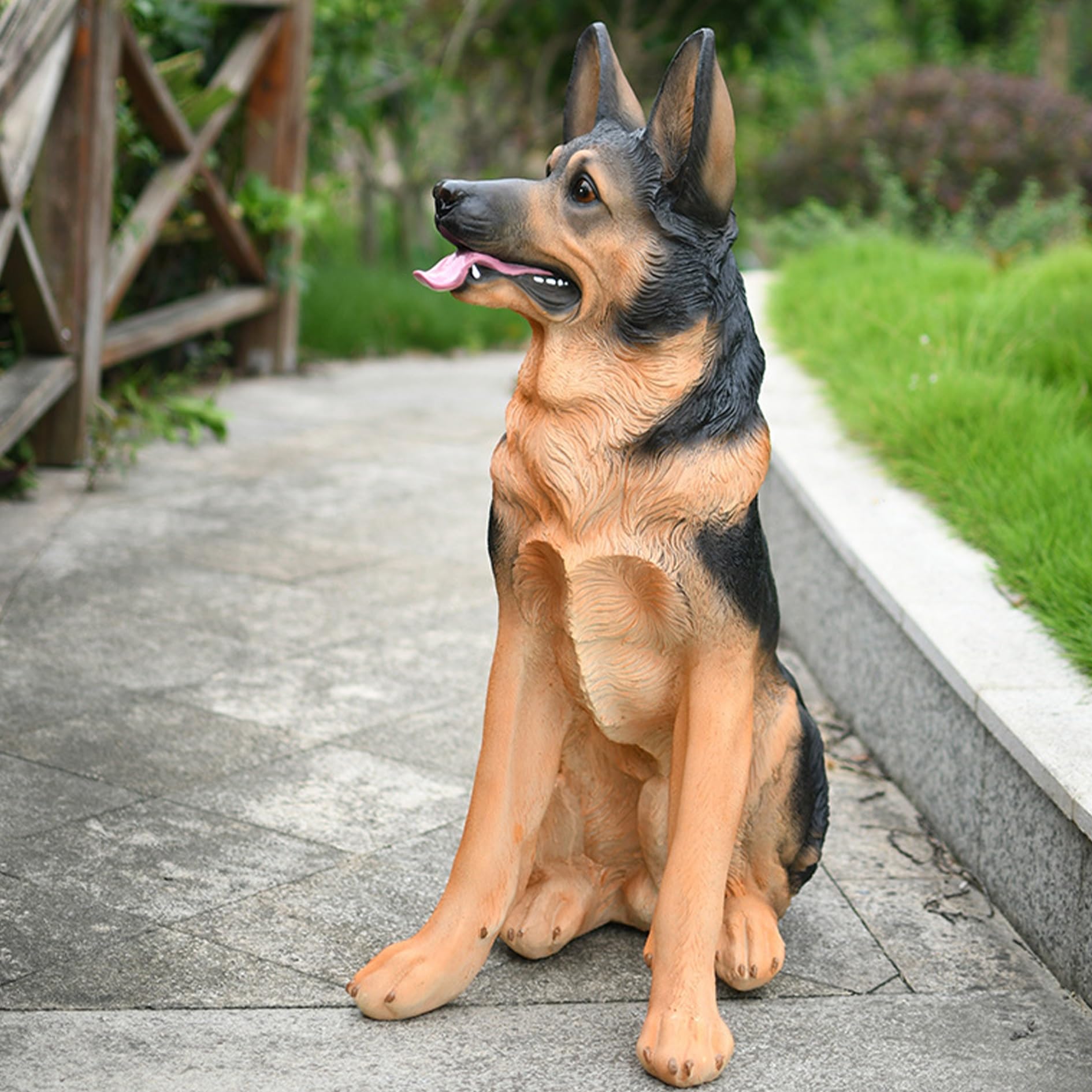 Statue de décoration du jardin du chien de berger allemand,, modèle d'animal vif, fait à la main, taille de vie, en vente