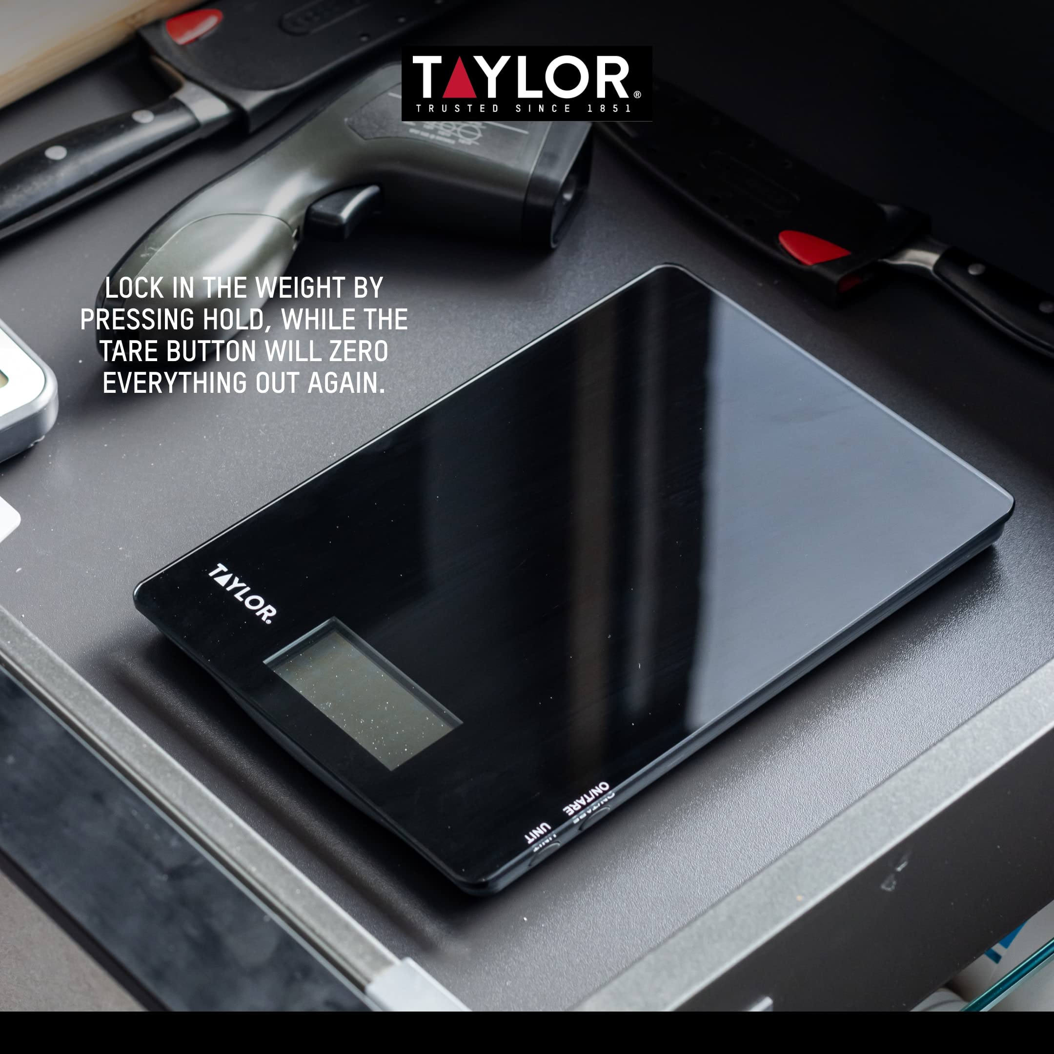 Taylor Pro Balances de Cuisine Numériques, Compactes Ultra Fines Standard Professionnel avec Fonction Tare et Précision, Verre Noir, 5 kg de Capacité