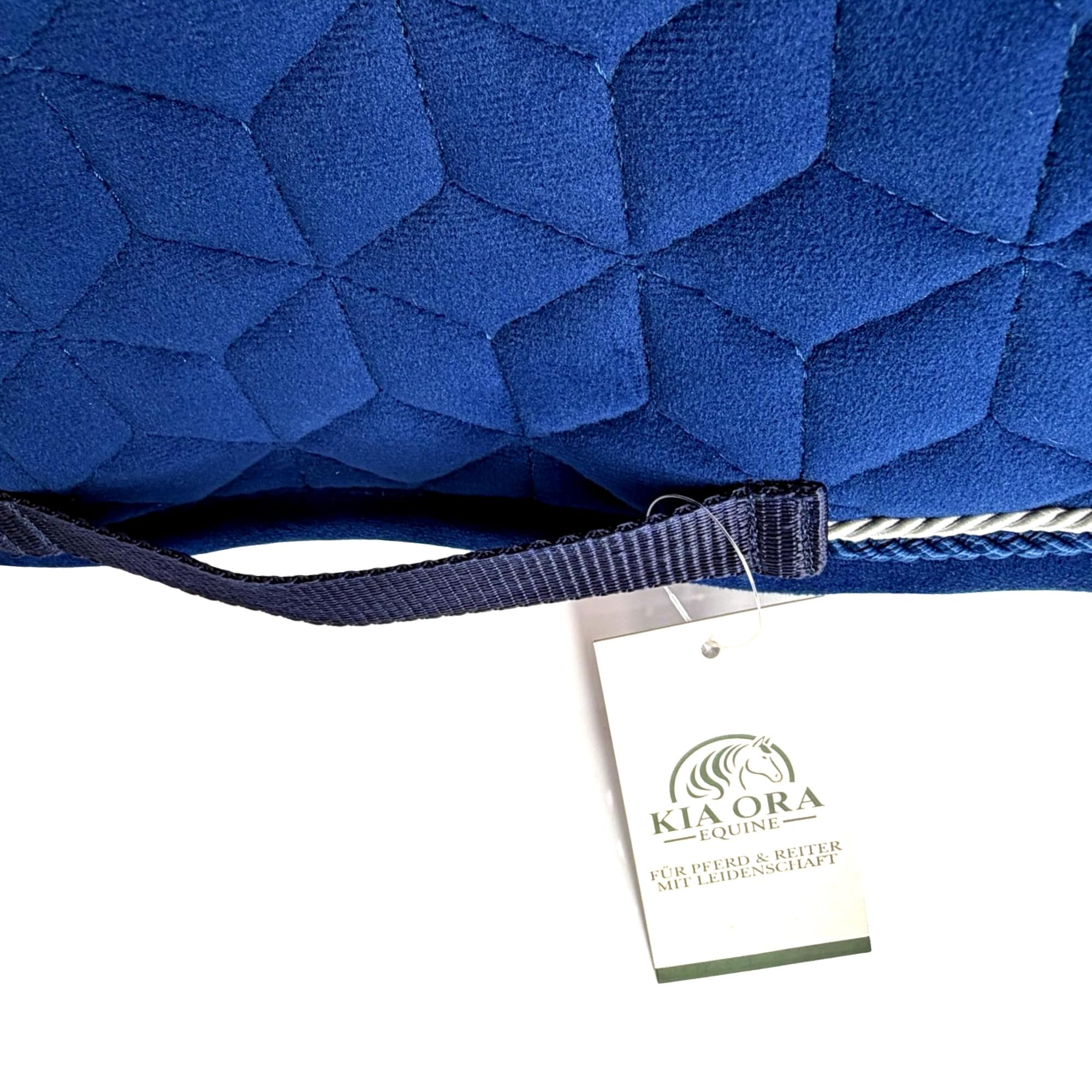 Dressur Schabracke Samt Klassik Velvet für Pferde Elegante atmungsaktive Dressurschabracke mit geometrischer 3D Steppung Navy Full