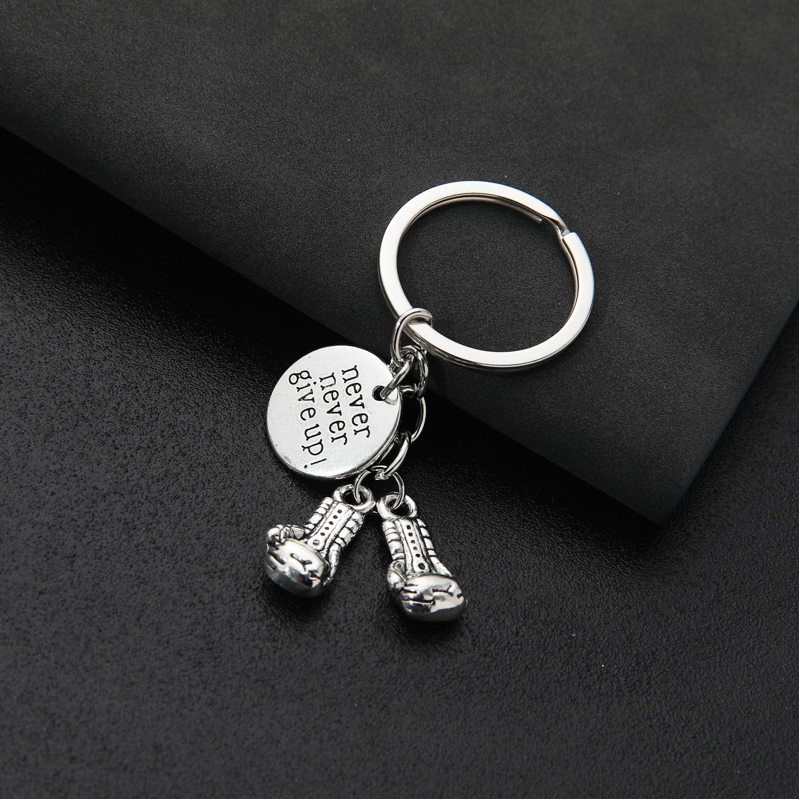 PHAETON 20PCS Never Give Up Boxing Keychain Boxing Gloves Charm Keyring Inspirational Gifts for Boxers Boxing Coach Boxing Keychain Fitness Gifts Boxer Fan GiftSport Lover