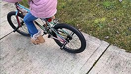 Review Image by Brian Chen