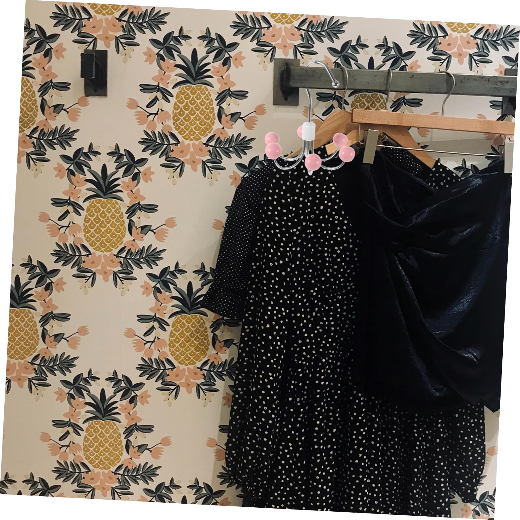 WOONEKY 360° Rotating Six Claw Hanger Hanger Space Saver Hooks for Bra Tie Scarf Purse Saves Closet Space