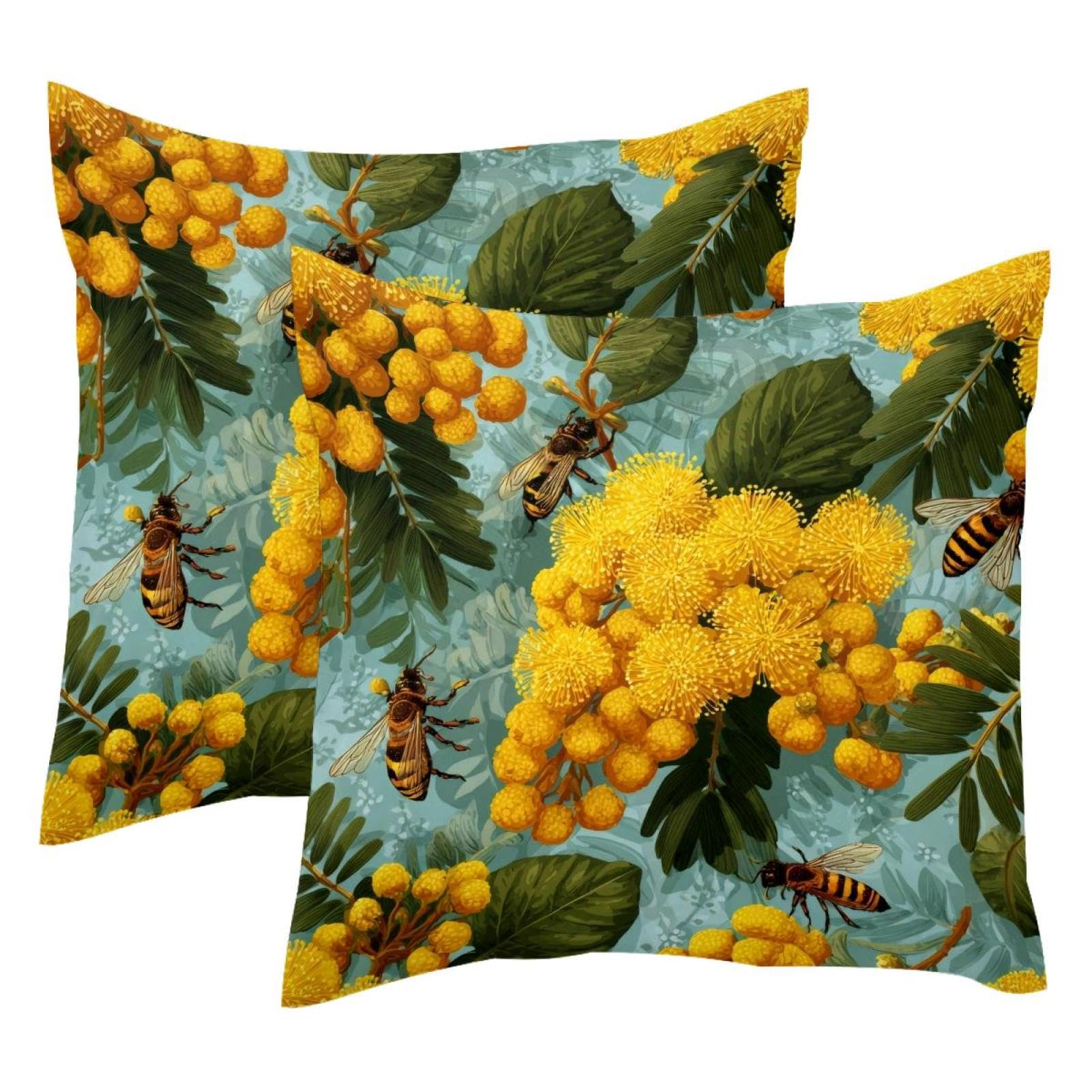 Fundas de cojín de terciopelo que solucionan salones apagados con diseño de flores