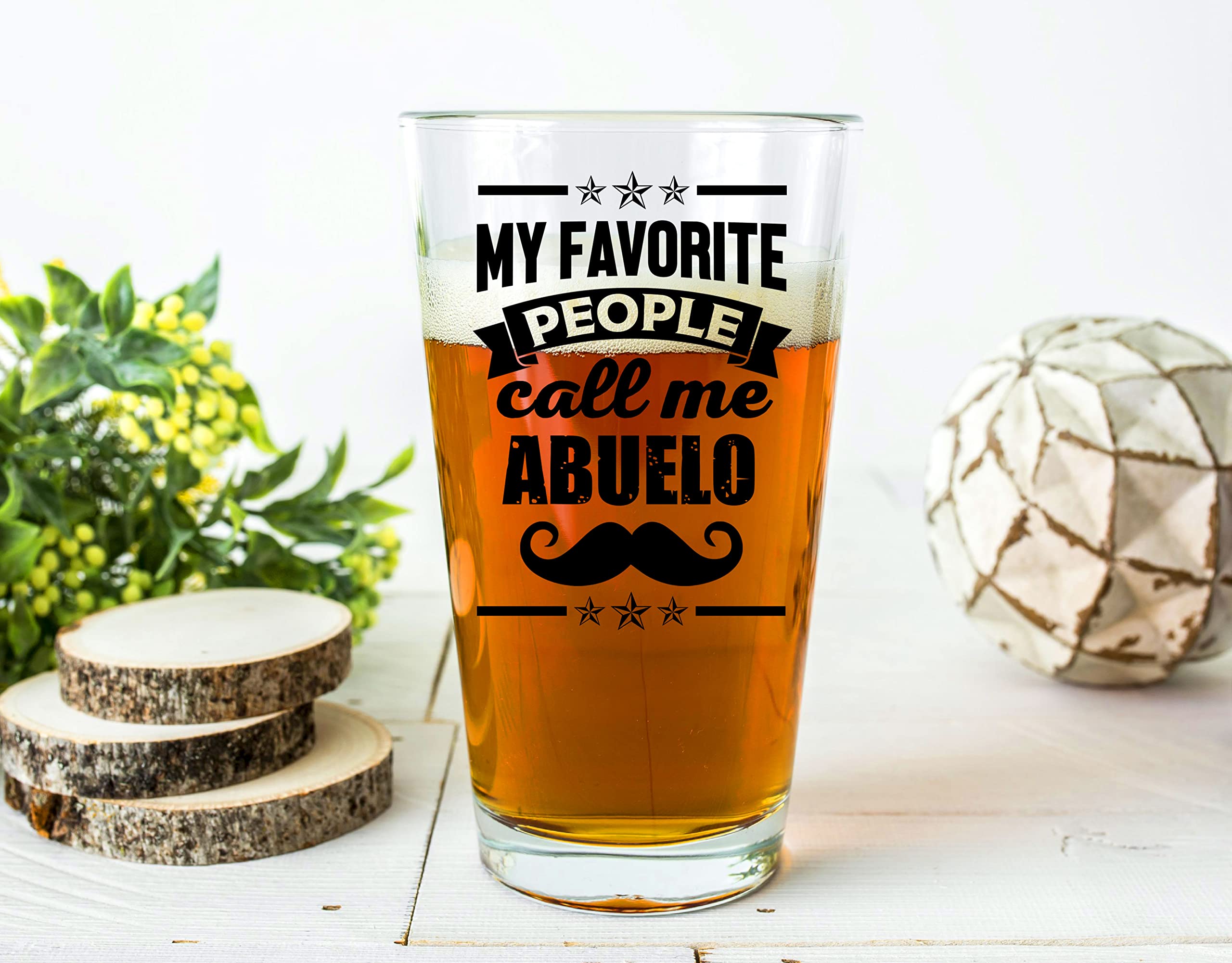 PREZZY Abuelo Bear Beer Glass Funny Father's Day Gifts for Abuelo from Son Daughter Wife Expecting Grandparents Beer Pint Glass 16oz Unique Christmas Birthday Gift for Best Abuelo Ever Beer Mug