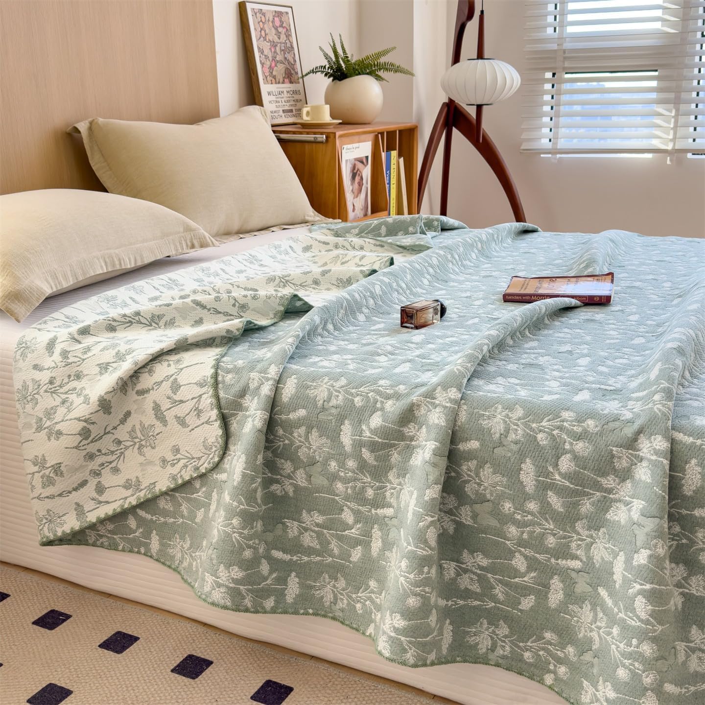 SANACYNA Cotton Muslin Blanket Twin Size Farmhouse Leaves Quilt, Vintage Reversible Lightweight Breathable Lap Throw Quilt for Sofa Couch Bed All Season RV Bed (Leaves sage, Twin 60 x 80 in)